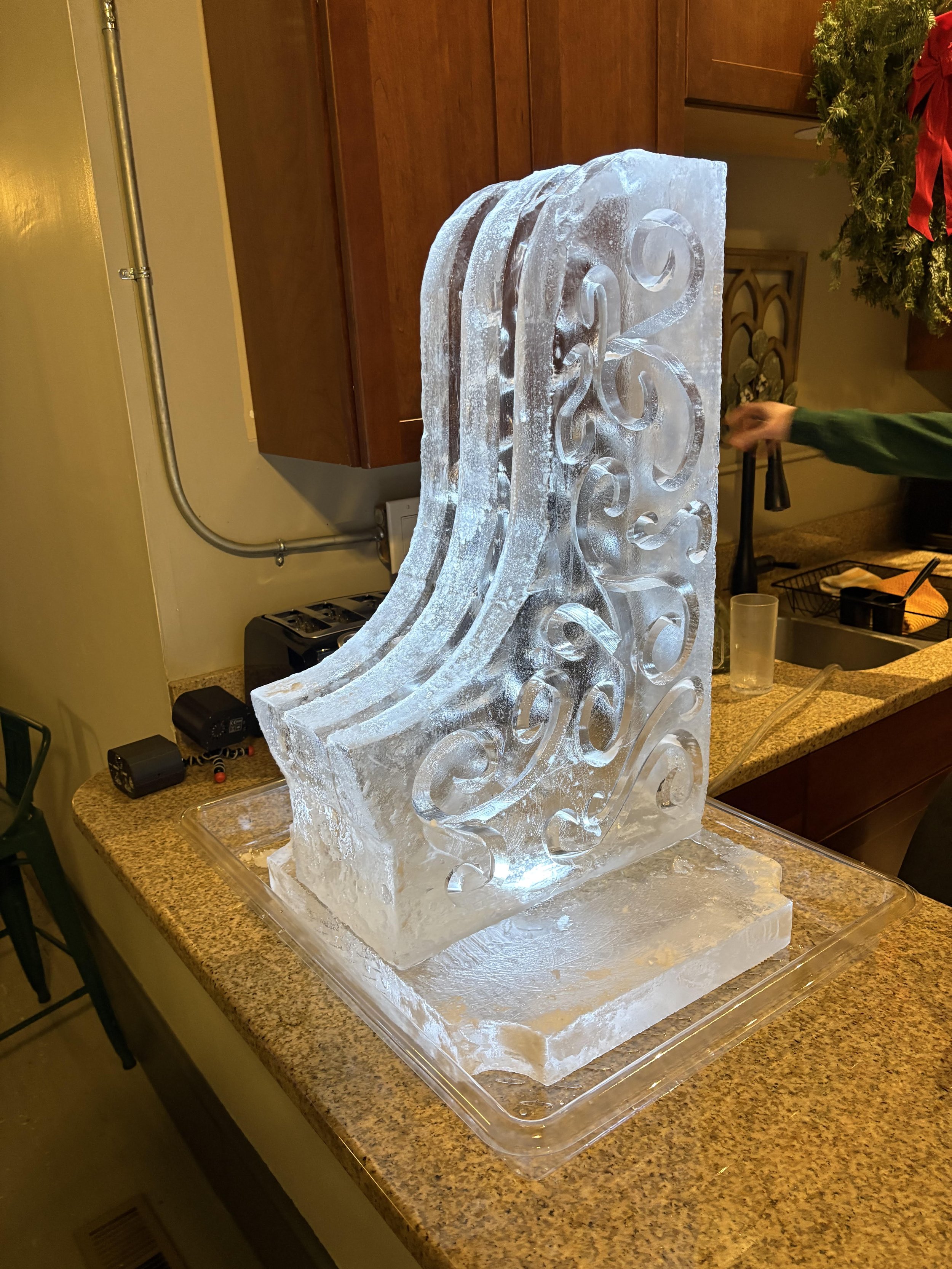 120LBS SOLID ICE - Weekend Party Ski Slope Ice Luge