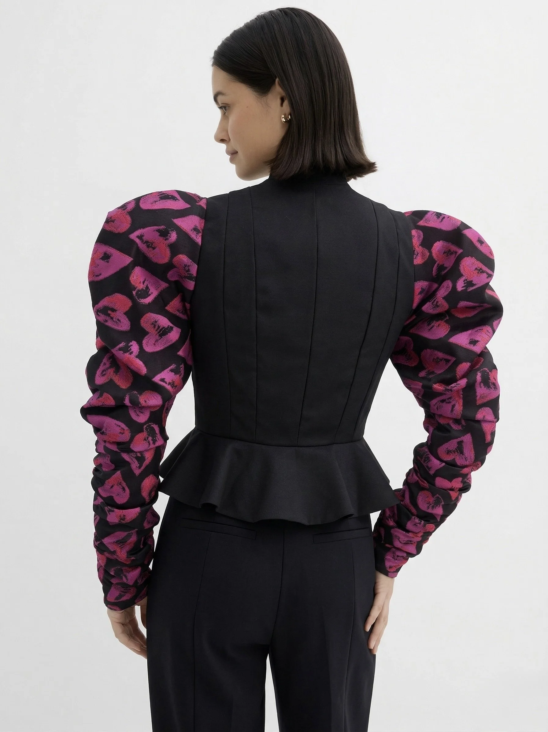 rücken bluse schwarz herzen bluse angelika kauffmann.jpeg