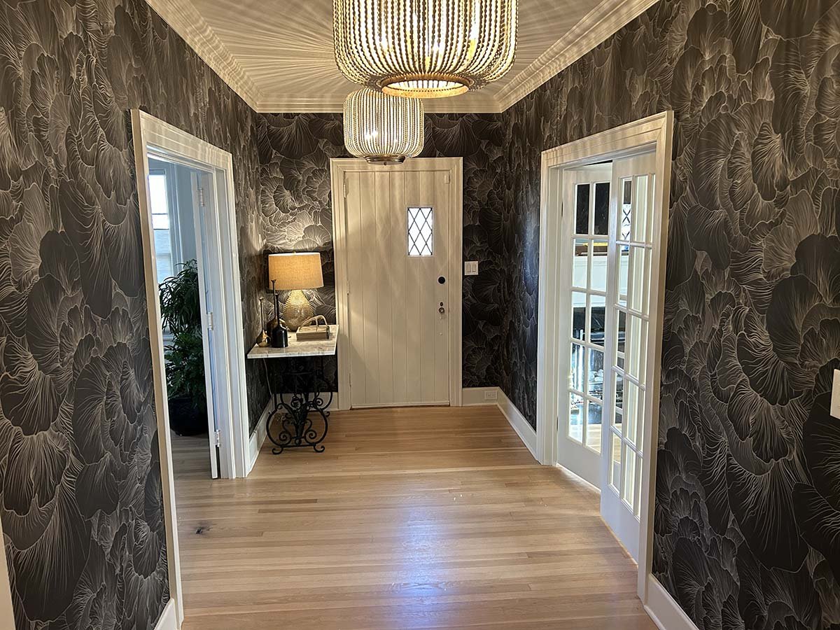 Entry wallpaper hanging