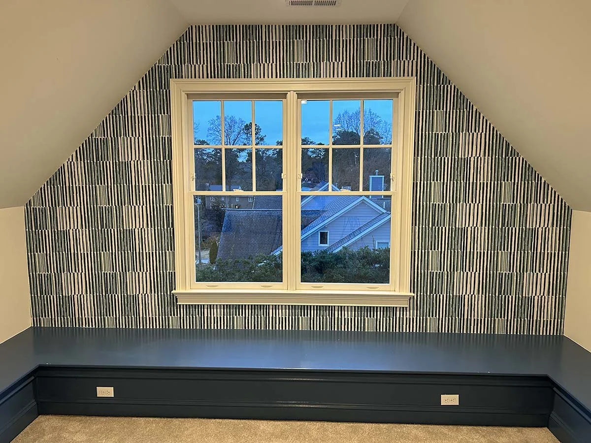 Kids play room accent wallpaper