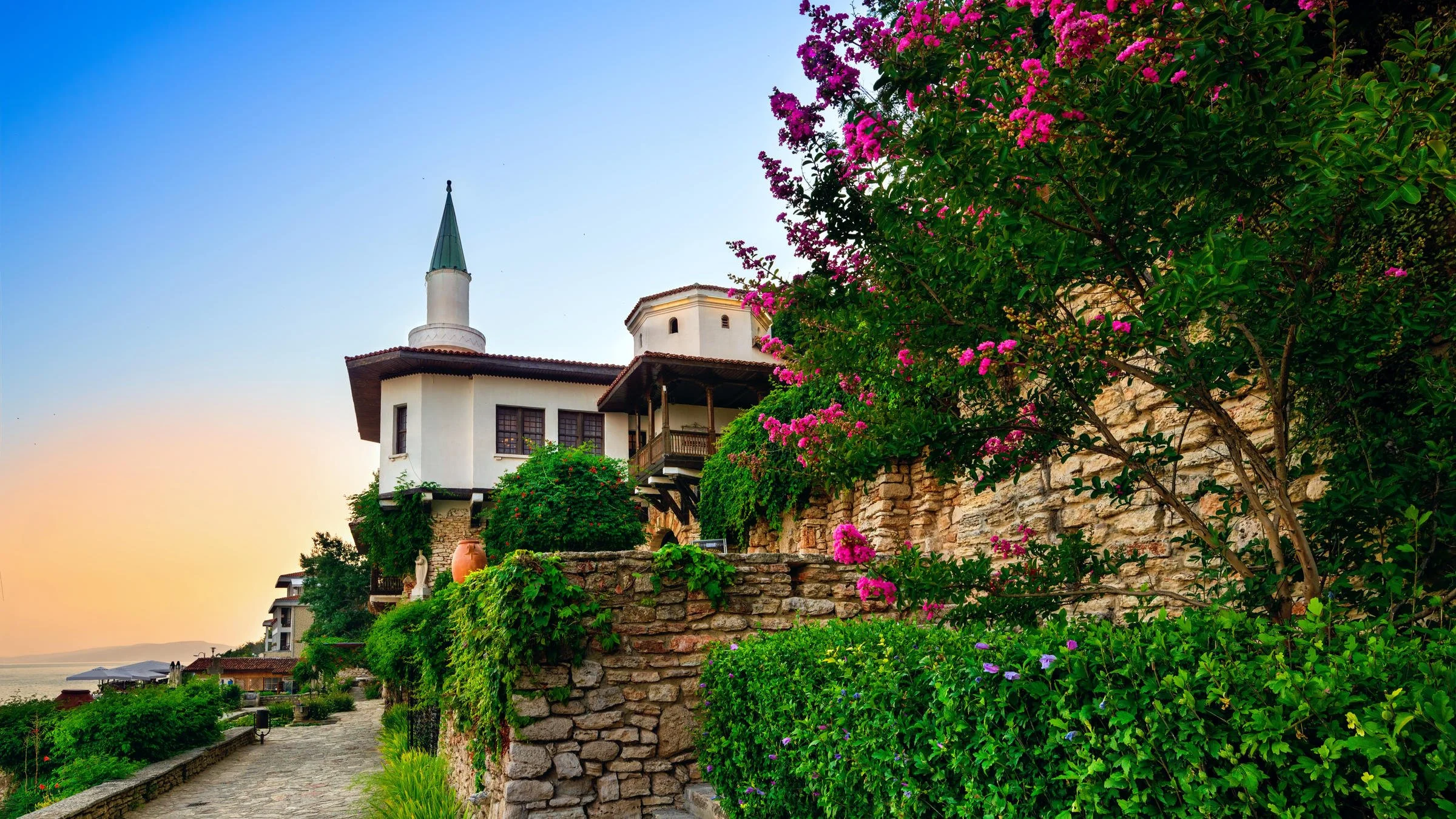 Queen-Maria's-palace Balchik.jpg