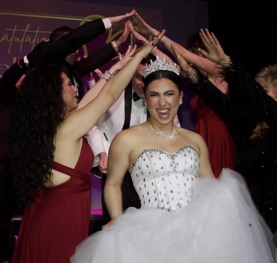 Sydney Bossuk as Bella in Married by the Mob