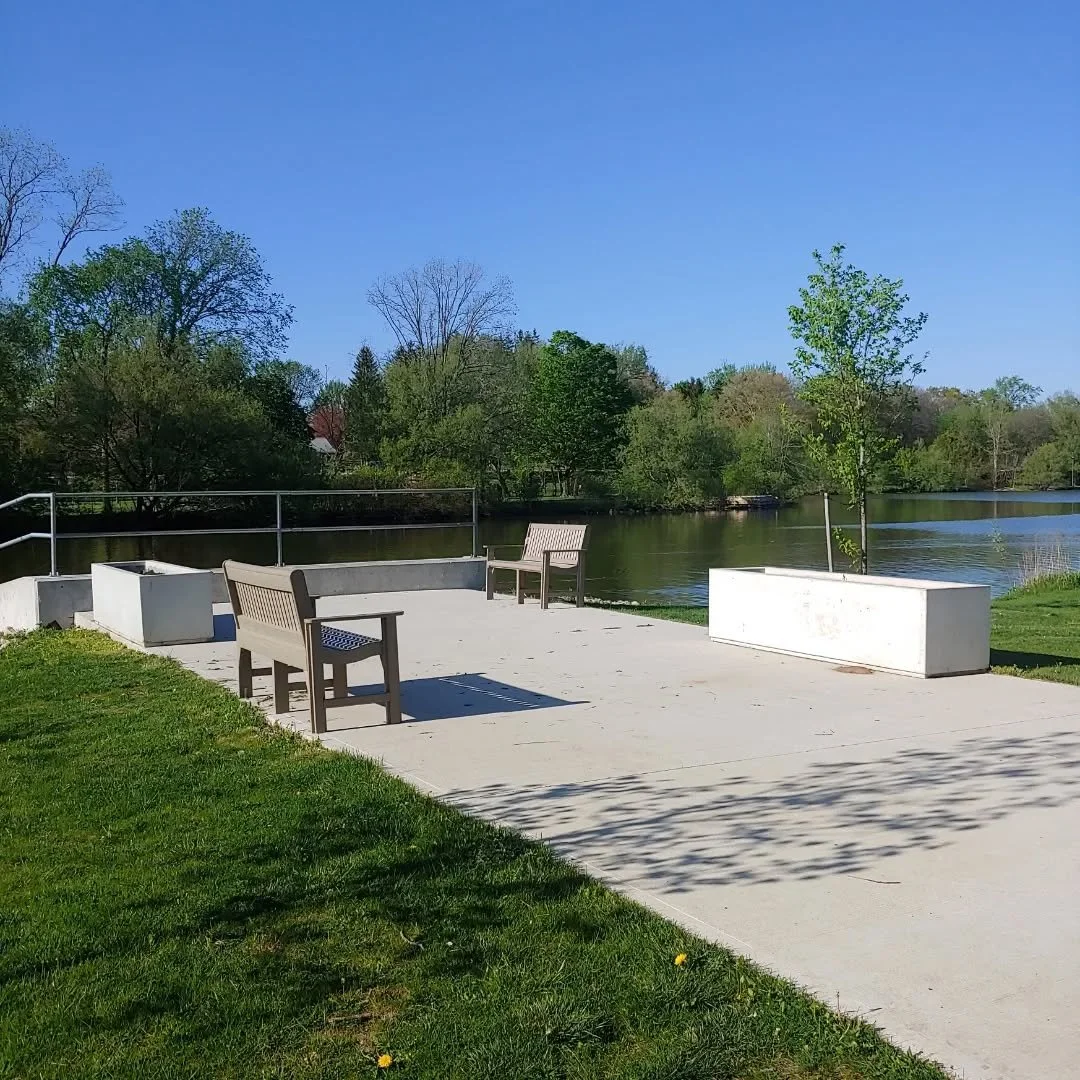 Local Plants and Local History: a plant walk with Stratford Walking Tours. This Sunday May 18th at 1pm. 

We meet by the river at the intersection of Queen St. And Lakeside Drive. 

Preregistration required: link in bio. Happy Long Weekend!