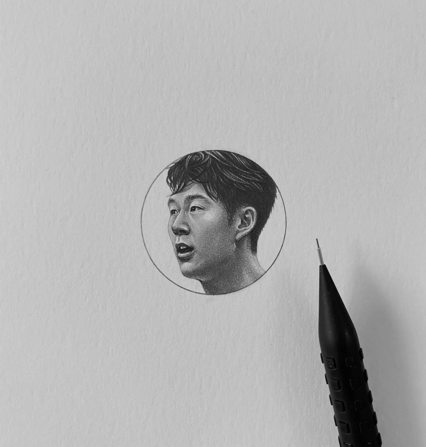 THE TINY LITTLE ONE, &ldquo;Heungmin Son, #7 of the Los Angeles FC&rdquo;

쏘니 ⚽️⚡️

@hm_son7
@lafc

#heungminson #sonheungmin #sonny #son7 #sonaldo #sonsational #lafc #mls #tottenham #doodle #tinydrawing #littledrawing #tinylittleone #originalartwork