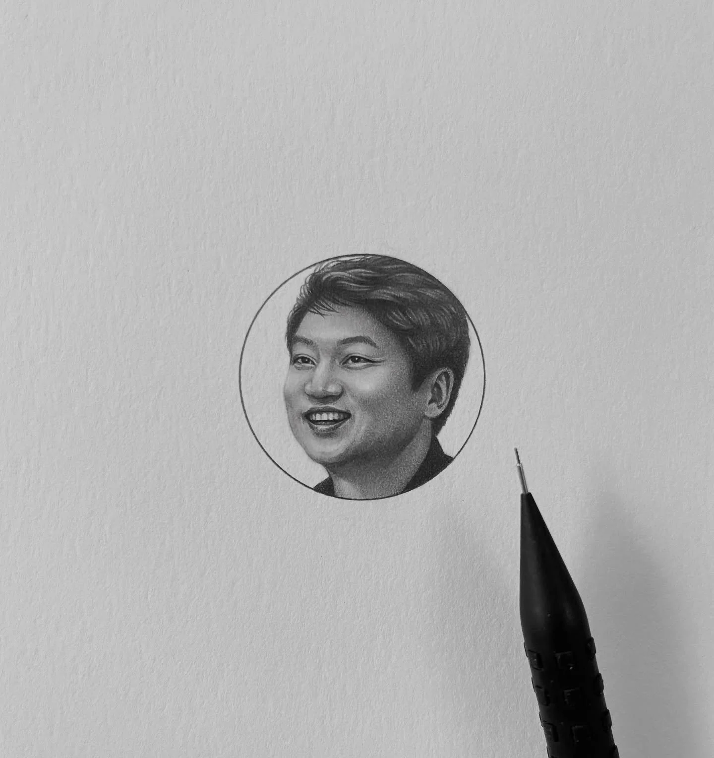 THE TINY LITTLE ONE, &ldquo;Moonsung Park&rdquo;

박펠레 ⚽️

#moonsungpark #parkmoonsung #dalsoolive  #doodle #tinydrawing #littledrawing #tinylittleone #originalartwork #drawing #pencildrawing #graphitedrawing #portrait #juliesongart #쯀쏭아트 #드로잉 #연필소묘 #