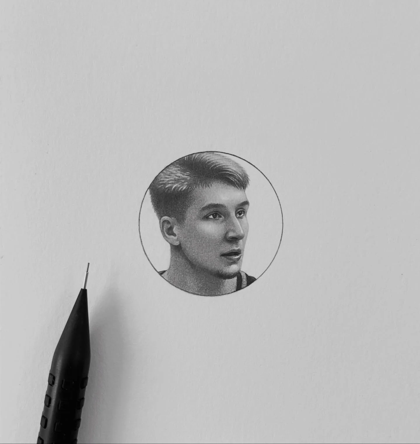 THE TINY LITTLE ONE, &ldquo;Bogdan Bogdanović_ #10 of the Los Angeles Clippers&rdquo;

보그단보그다노비치 🏀

@bogdanbogdanovic
@laclippers

#bogdanovic #bogdanbogdanovic #bogi #clippers #clippernation #losangelesclippers #nba #nbaplayer #nbaprobasketball #do