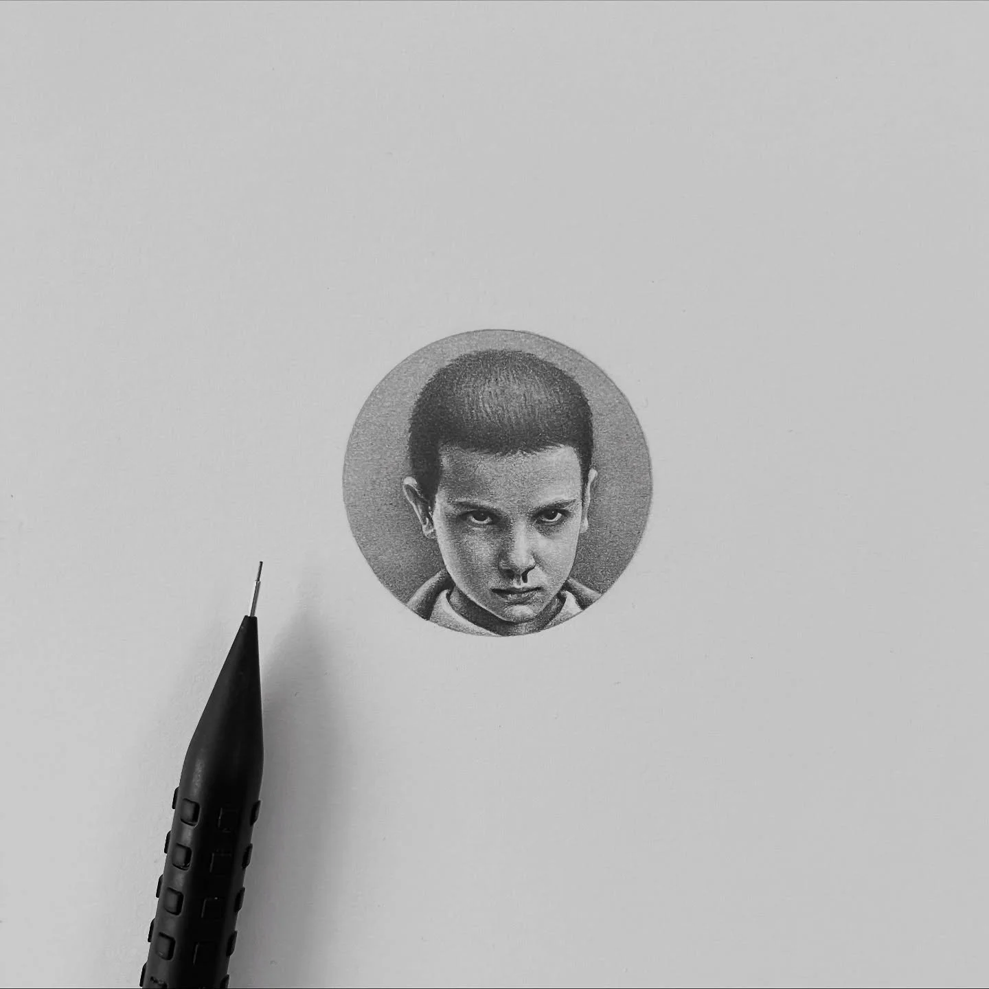 THE TINY LITTLE ONE, &ldquo;Millie Bobby Brown_ Eleven in Stranger Things on Netflix&rdquo;

일레븐 🧇🤍

#el #eleven #011 #milliebobbybrown #strangerthings #netflix #doodle #tinydrawing #littledrawing #tinylittleone #originalartwork #drawing #pencildra