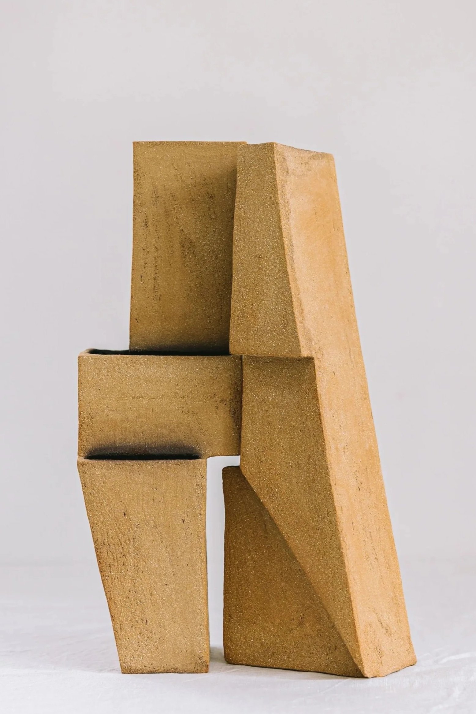 Sculpture en grès – Caroline Desile – série Towers