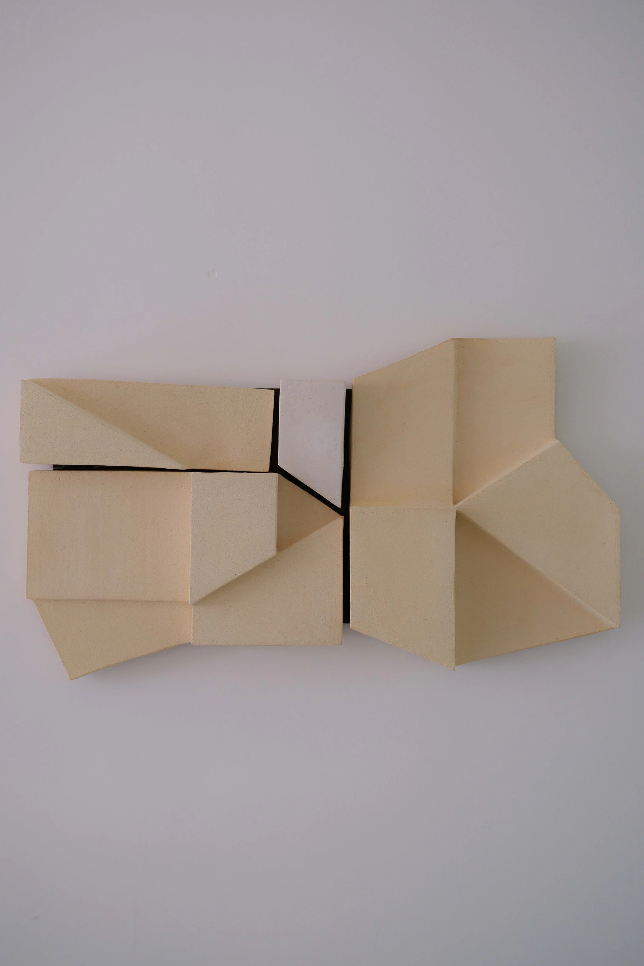 Bas-relief – Caroline Desile – sculpture murale – série tectogram