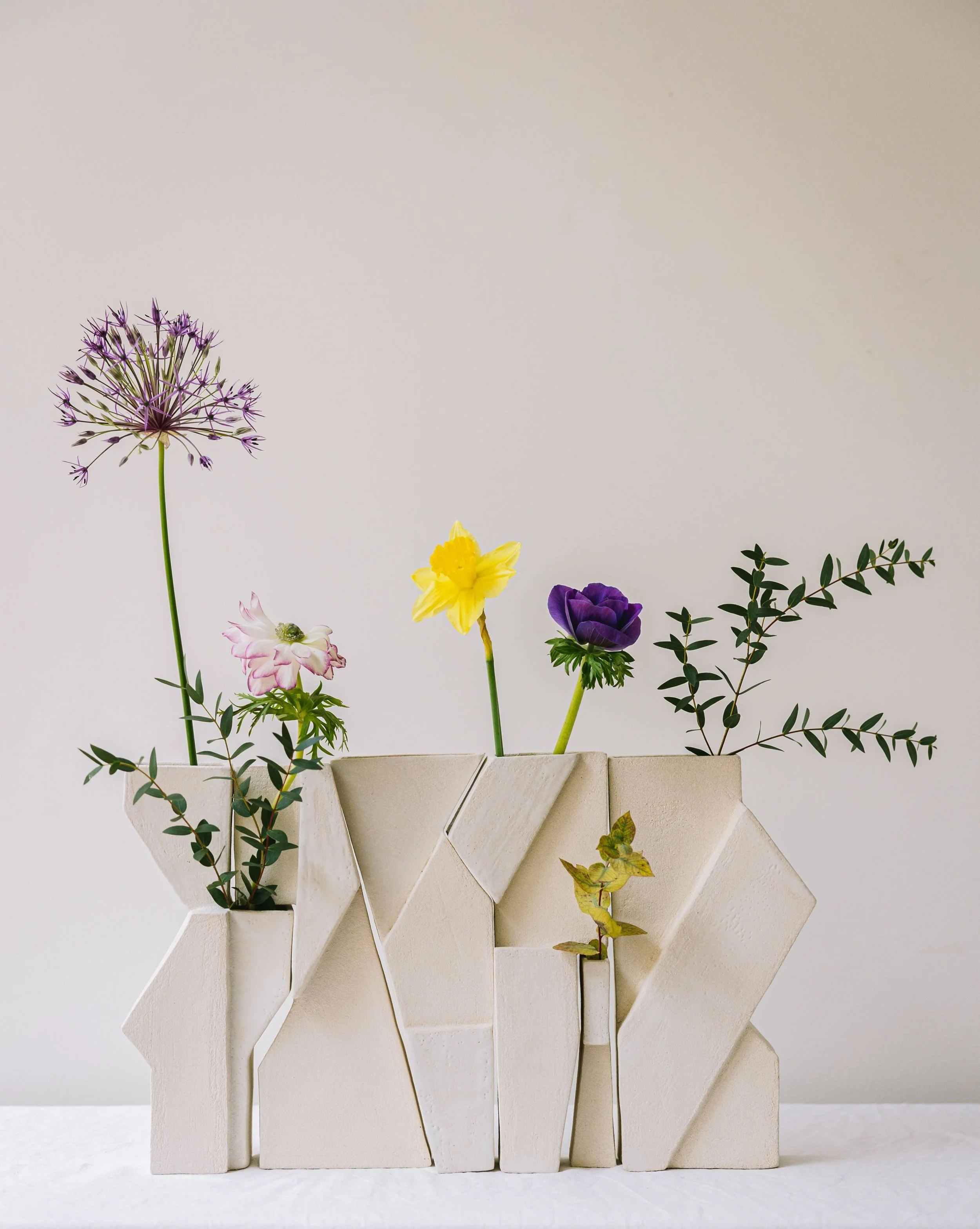 Bas-relief – art céramique –sculpture cliff – Caroline Desile