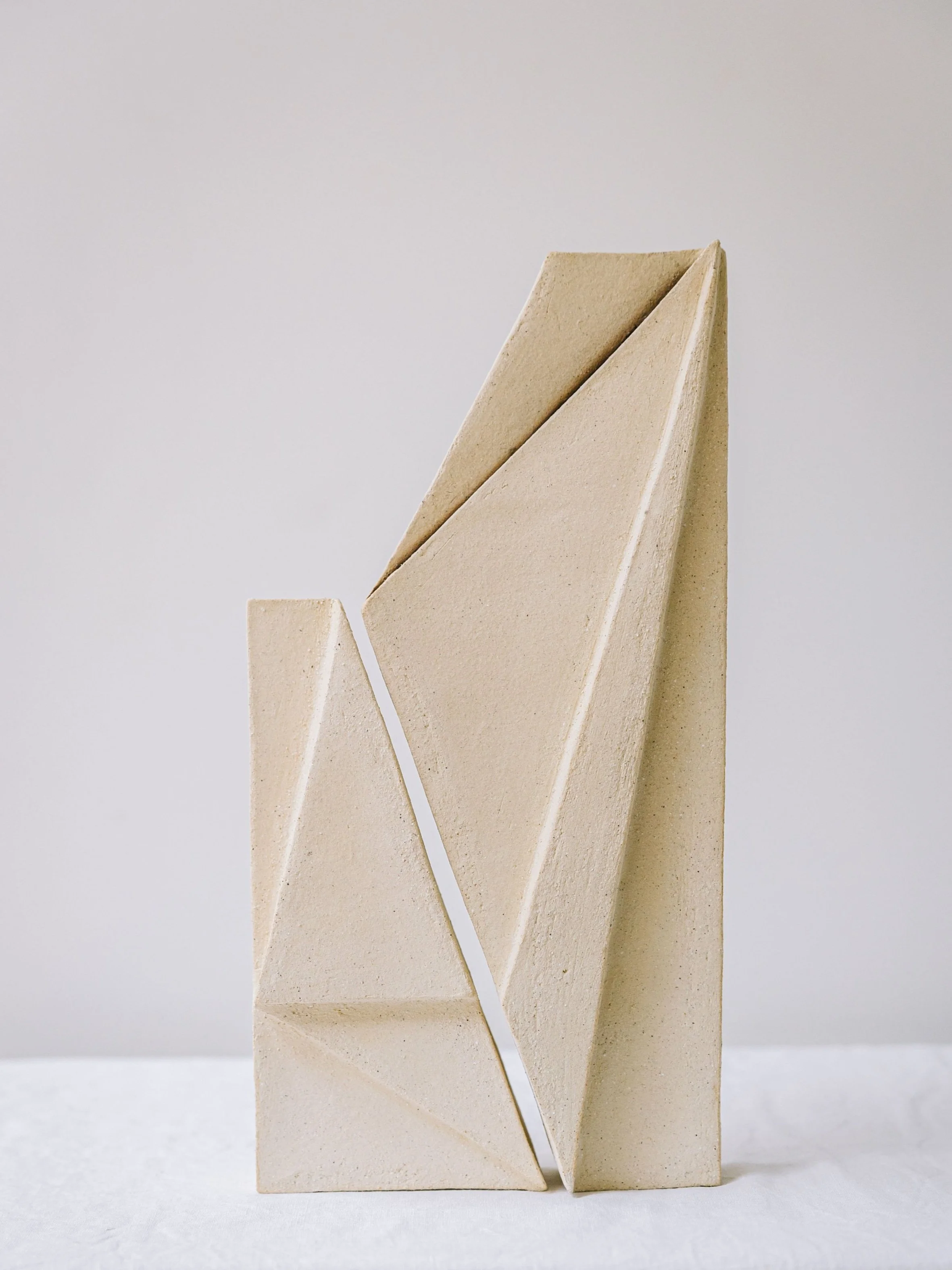 Bas-relief – art céramique –sculpture stairs – Caroline Desile