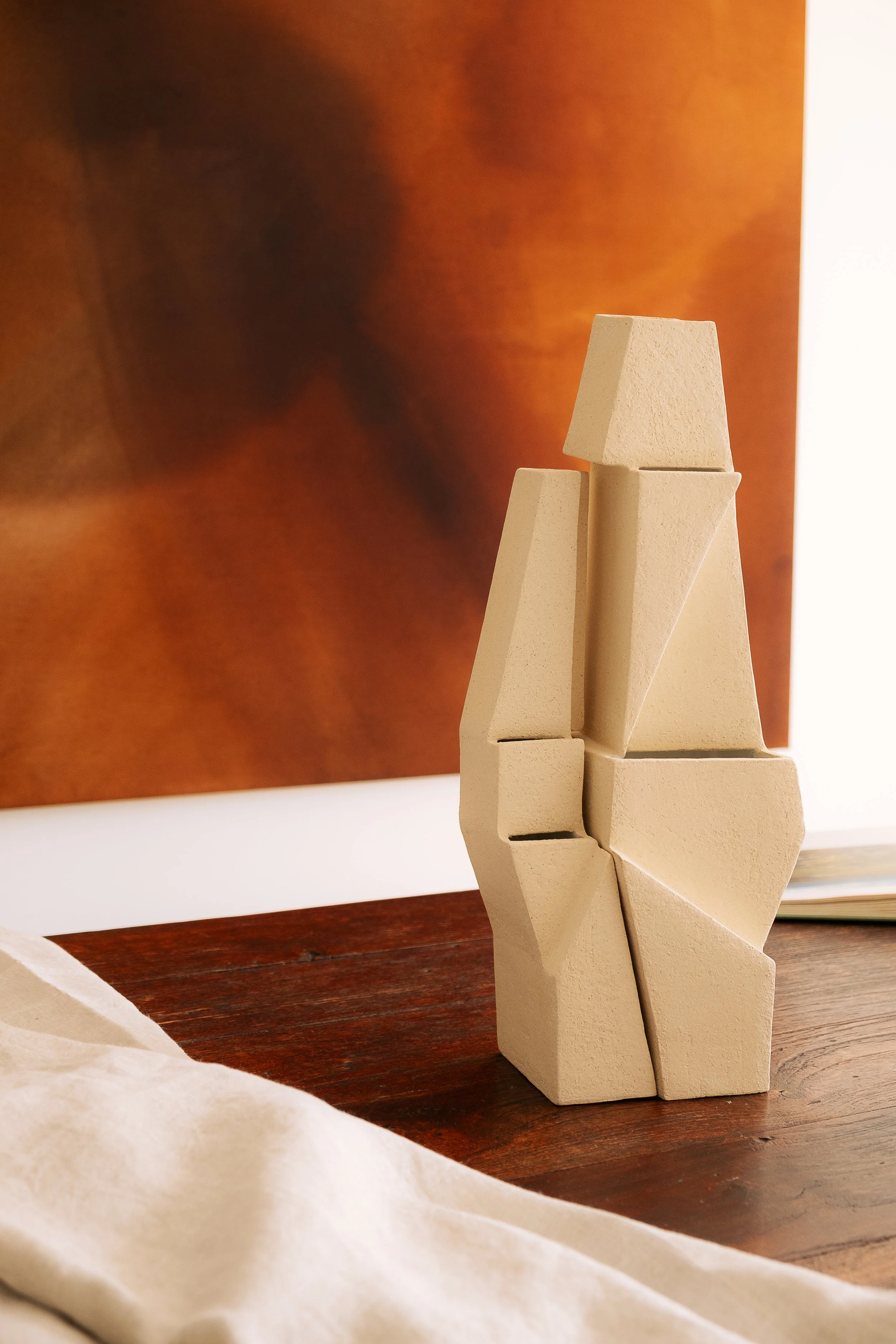 Bas-relief – art céramique –sculpture origami – Caroline Desile