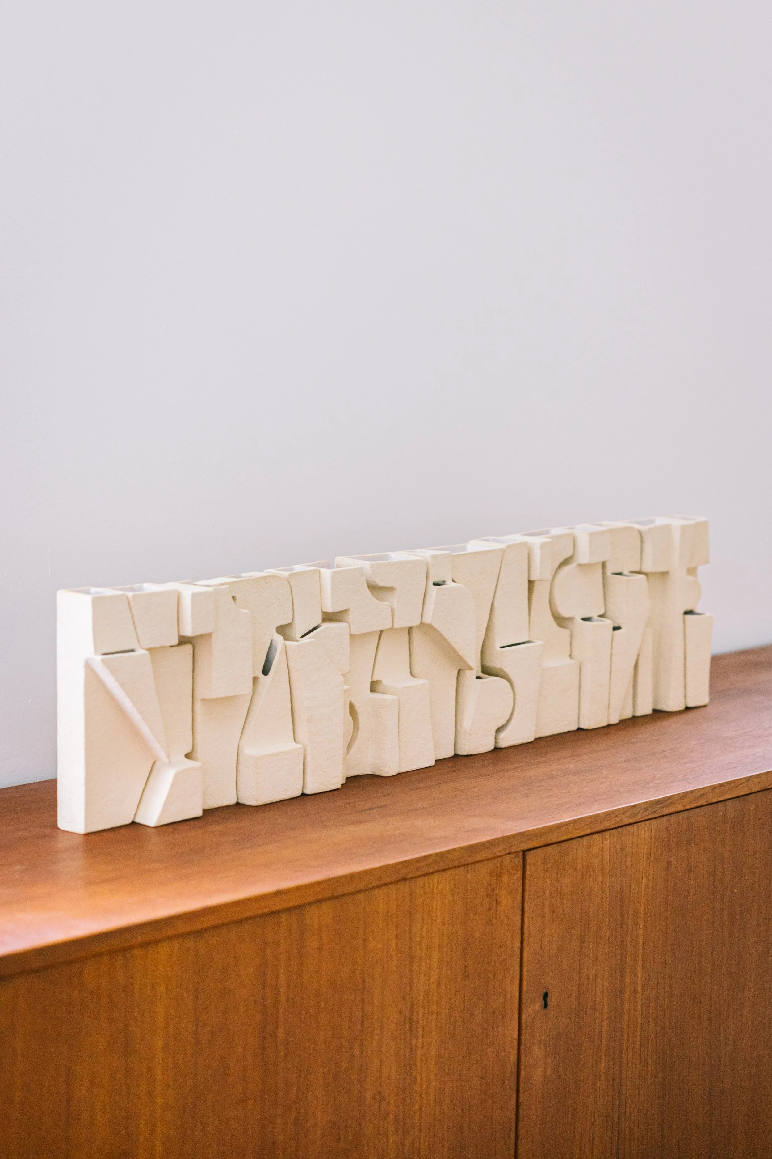 Bas-relief – art céramique –sculpture stone quarry – Caroline Desile