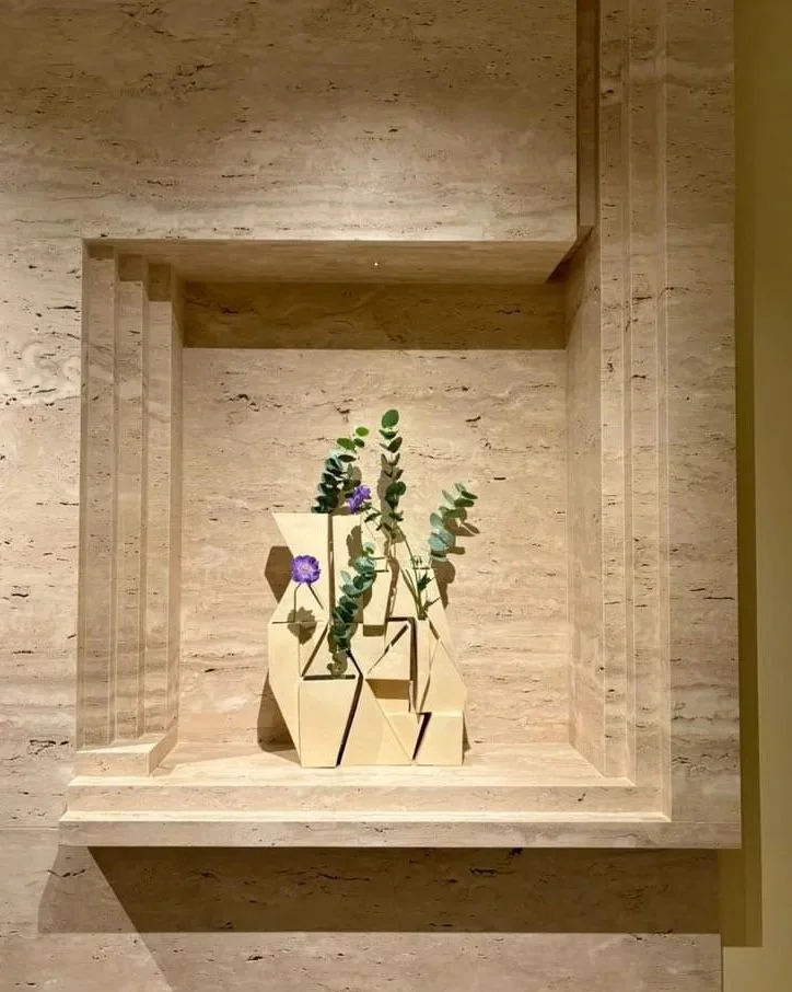 Sculpture en grès – Caroline Desile – série origami – L'Abysse Monaco