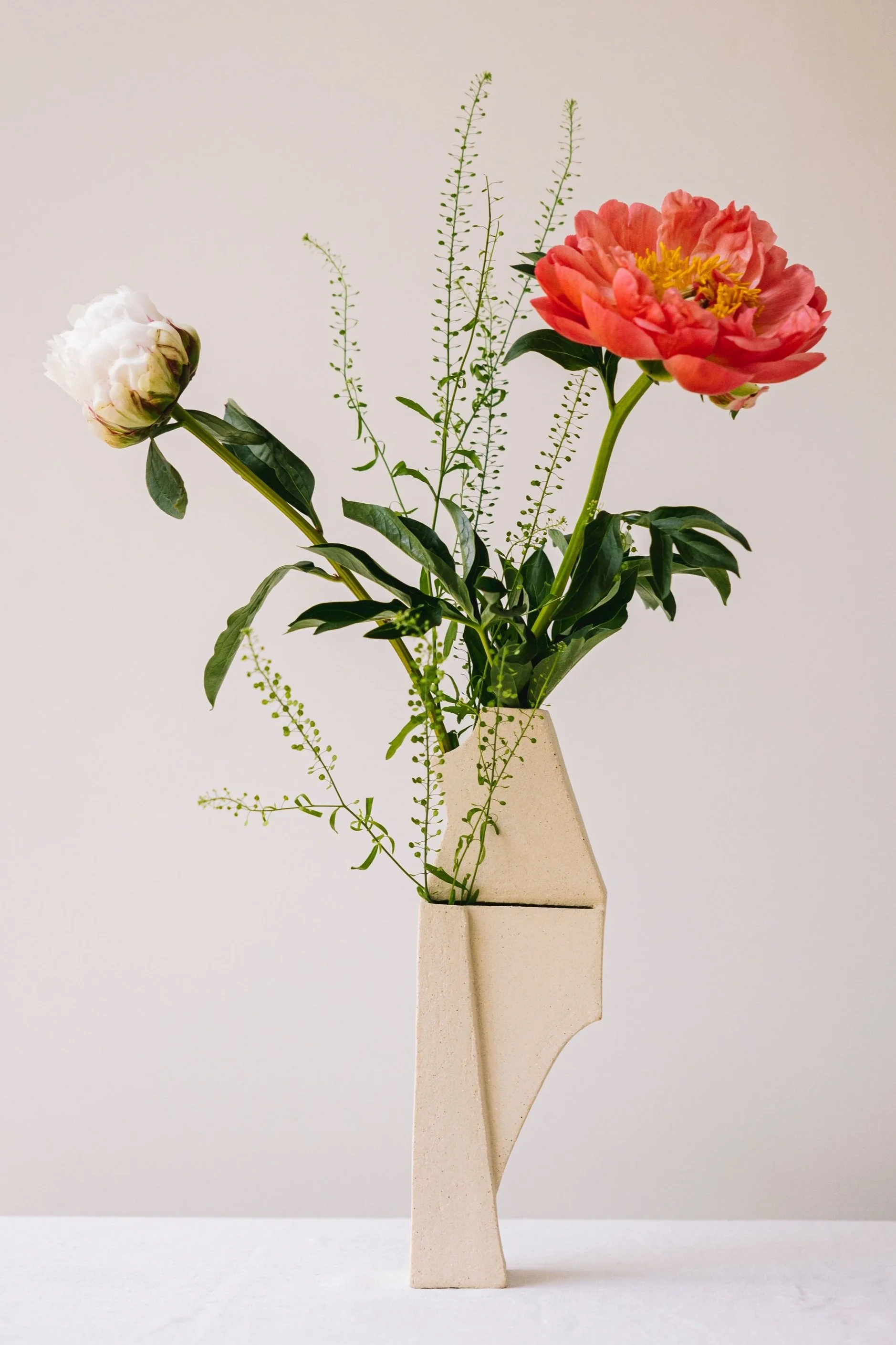 Bas-relief – art céramique –sculpture city – Caroline Desile