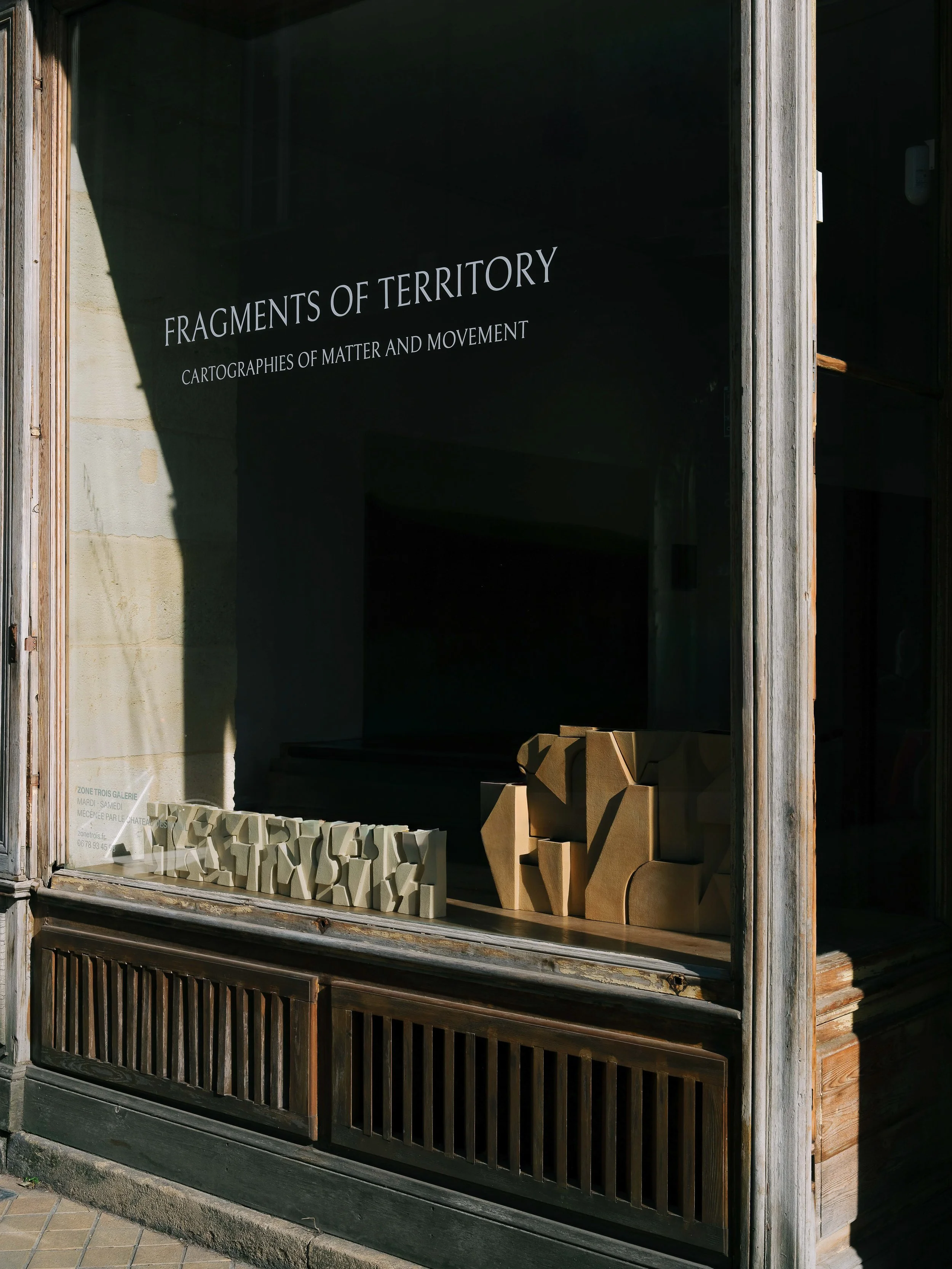 Exposition Fragments of Territory – Carographies of matter and movement . Caroline Desile & Anaïs Vindel