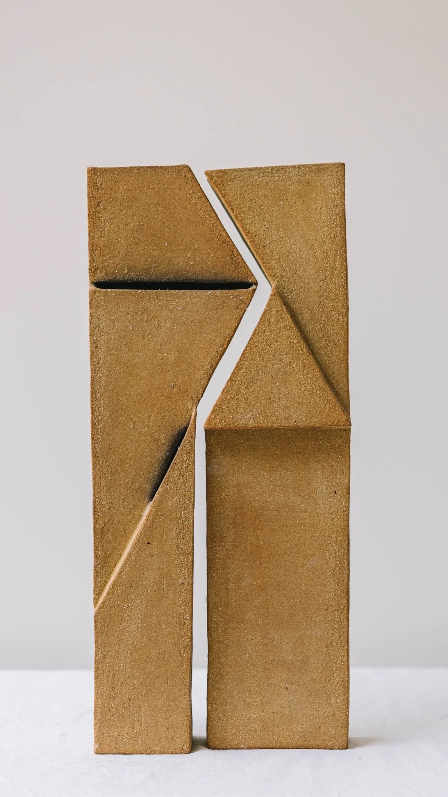 Bas-relief – art céramique –sculpture roofs – Caroline Desile