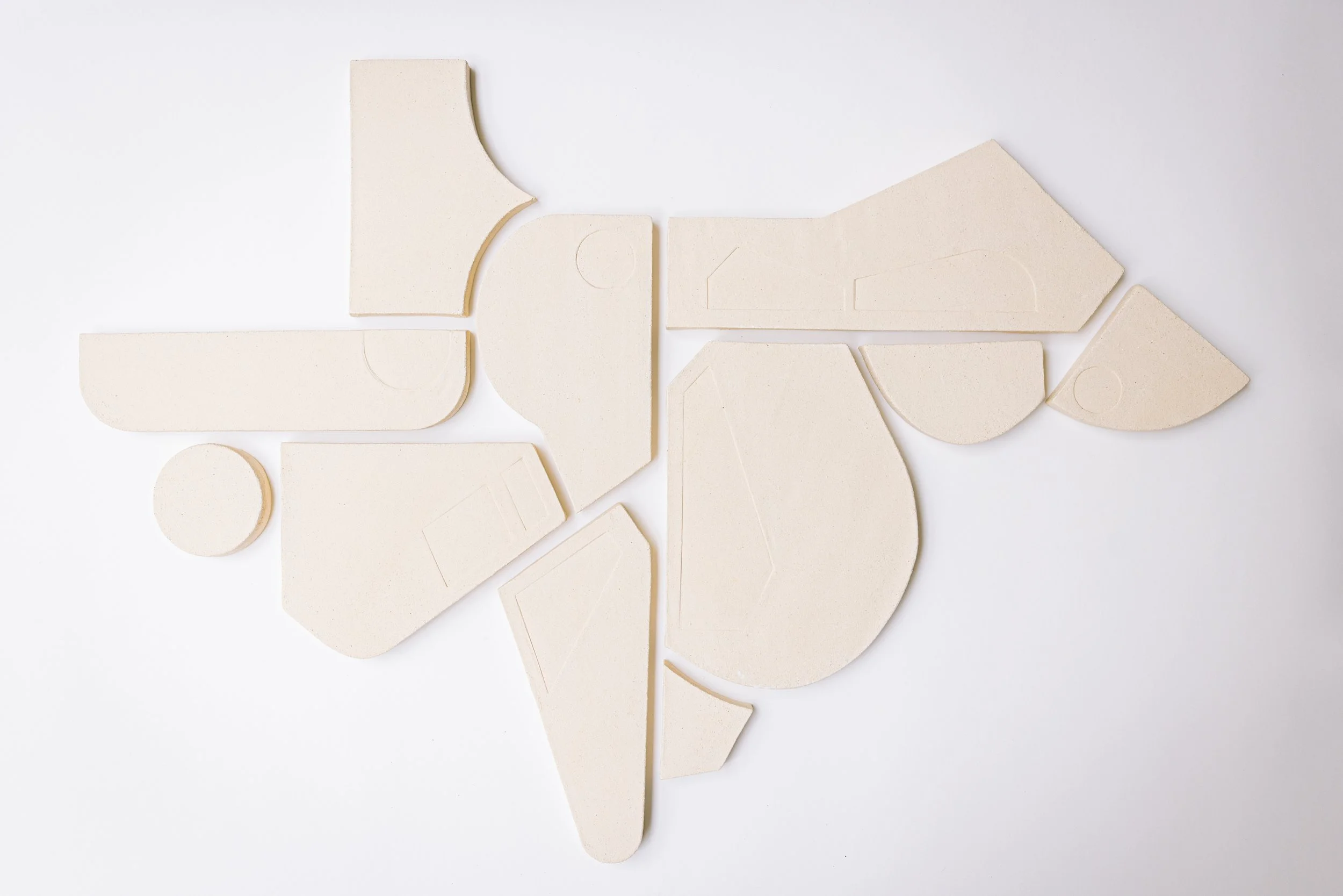 Bas-relief mural – art céramique –sculpture metropolis – Caroline Desile