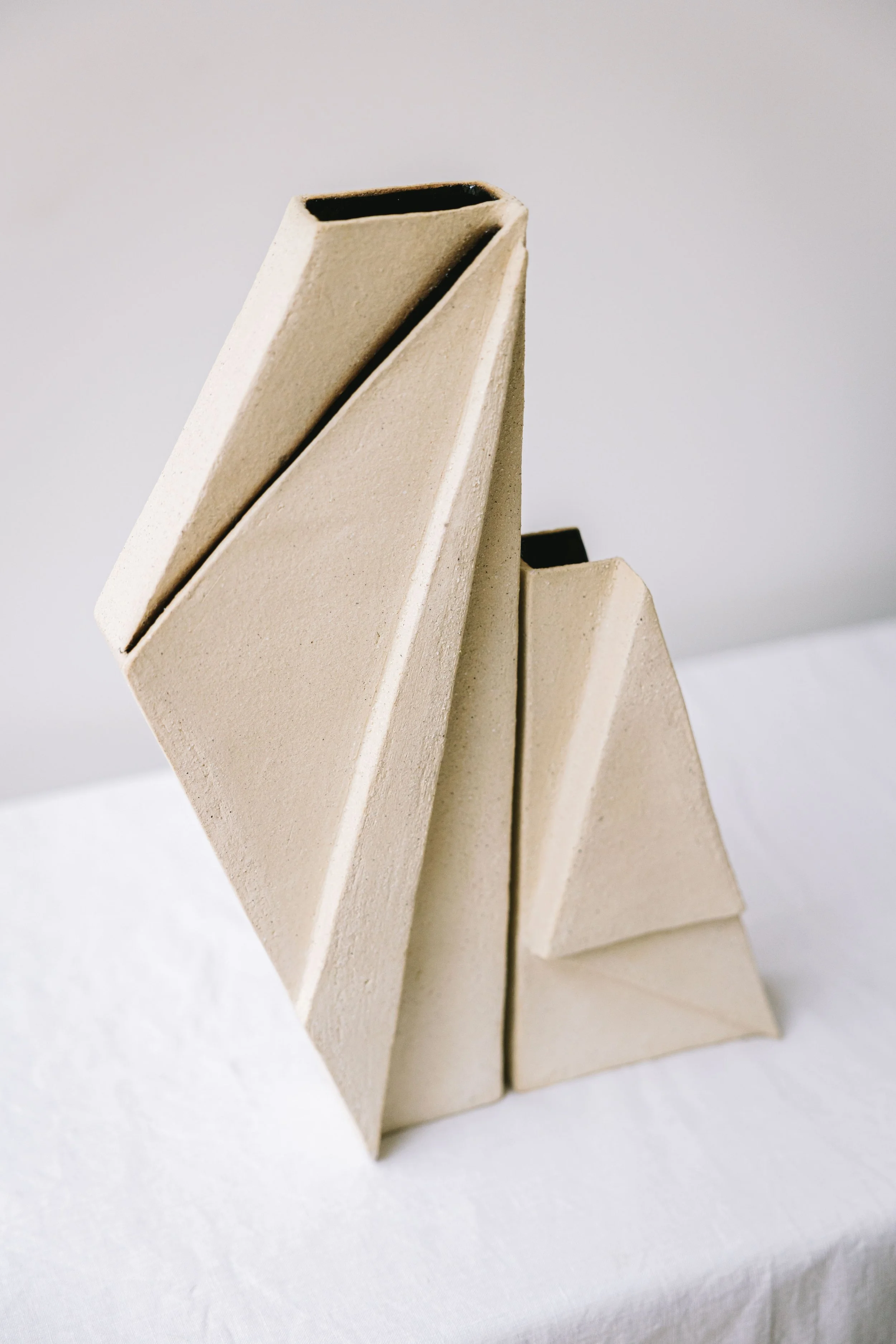 Bas-relief – art céramique –sculpture stairs – Caroline Desile