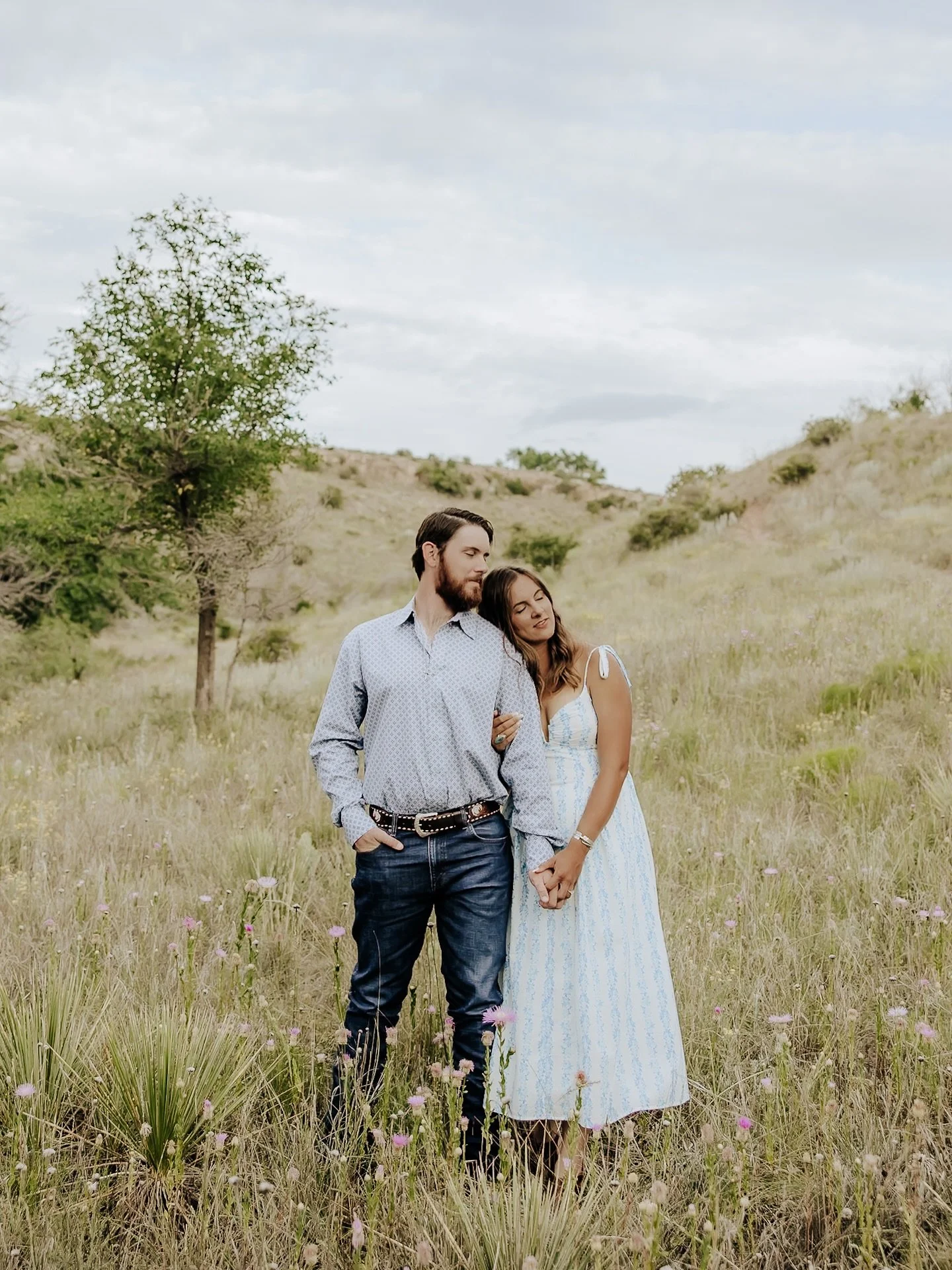The perfect evening with JP &amp; Ashley 🥰

Lubbock Photographer, Lubbock Wedding Photographer, Western Wedding Photographer, Western Engagement Session