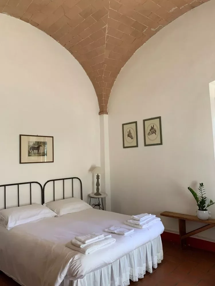 Volta Room (has its small private outside space, can accommodate 3 people)