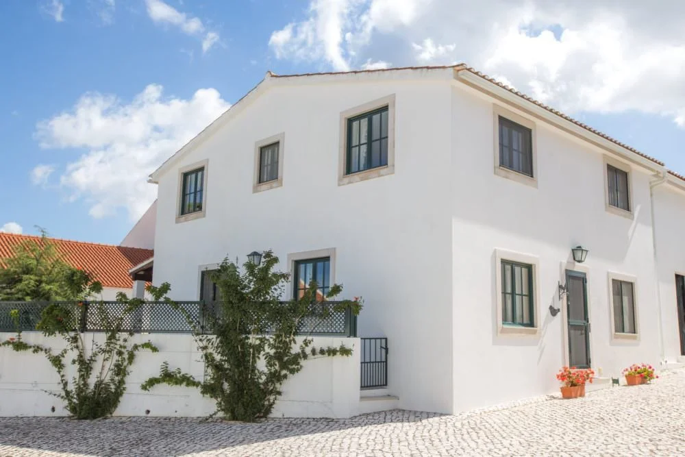 cottage quinta portugal.jpg