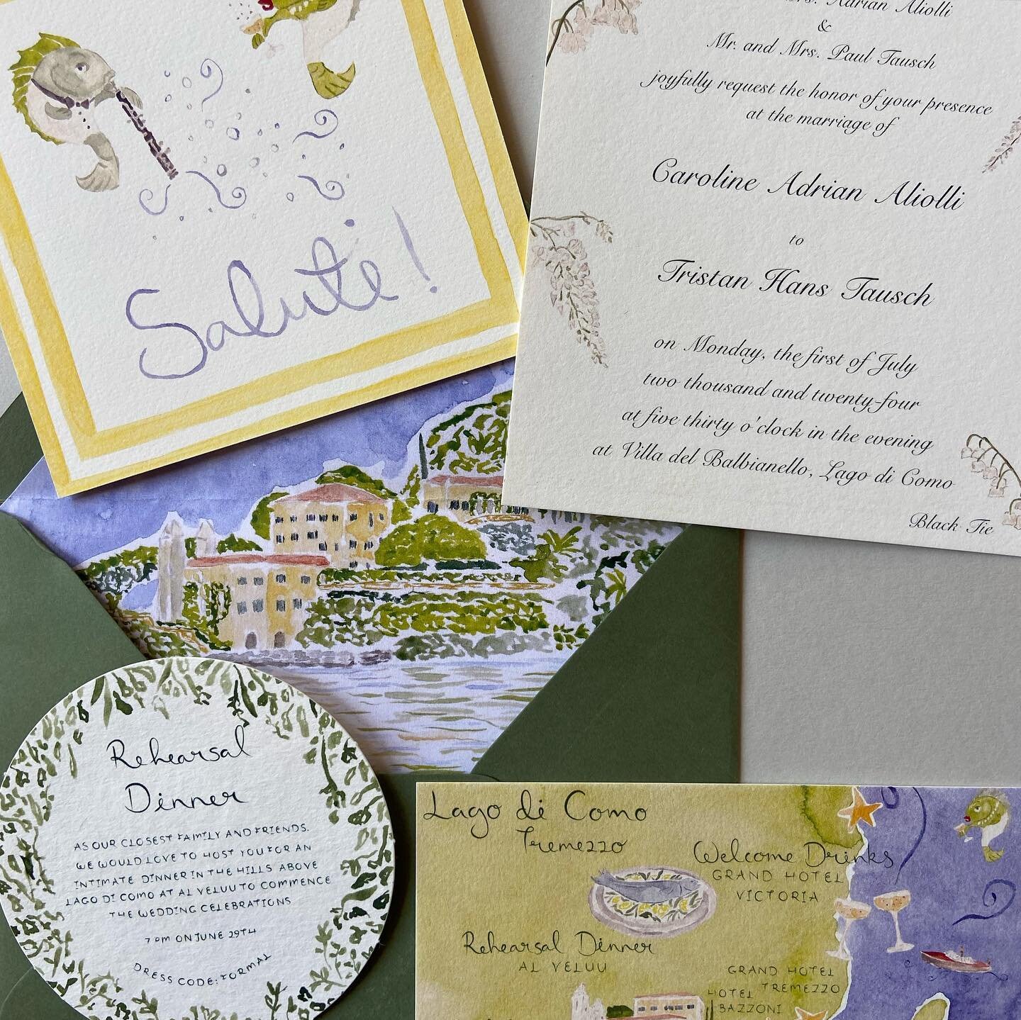 Every detail of this invitation suite is steeped in the romance of Lake Como 🇫🇷