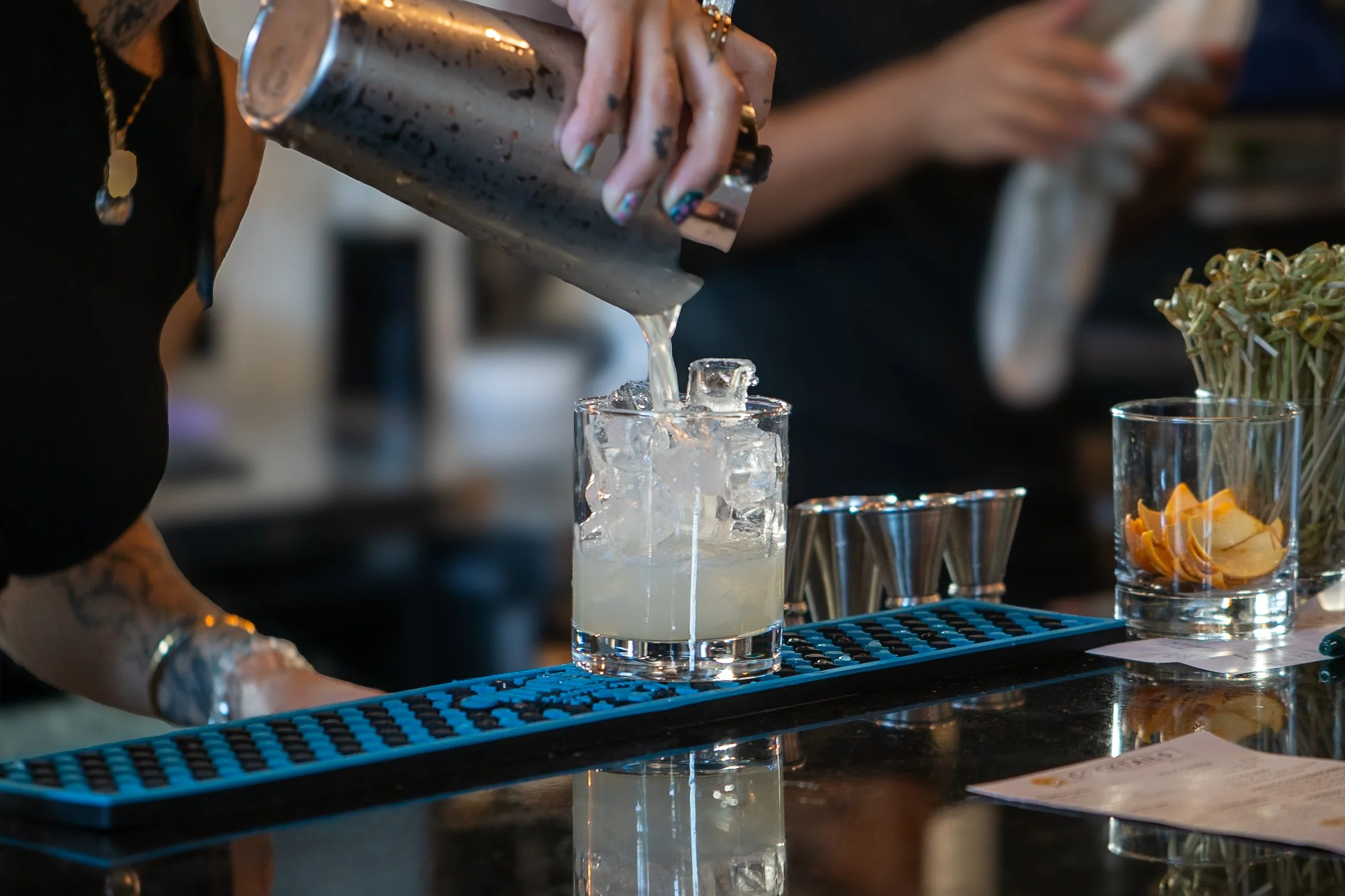 cocktail bar apopka.jpg