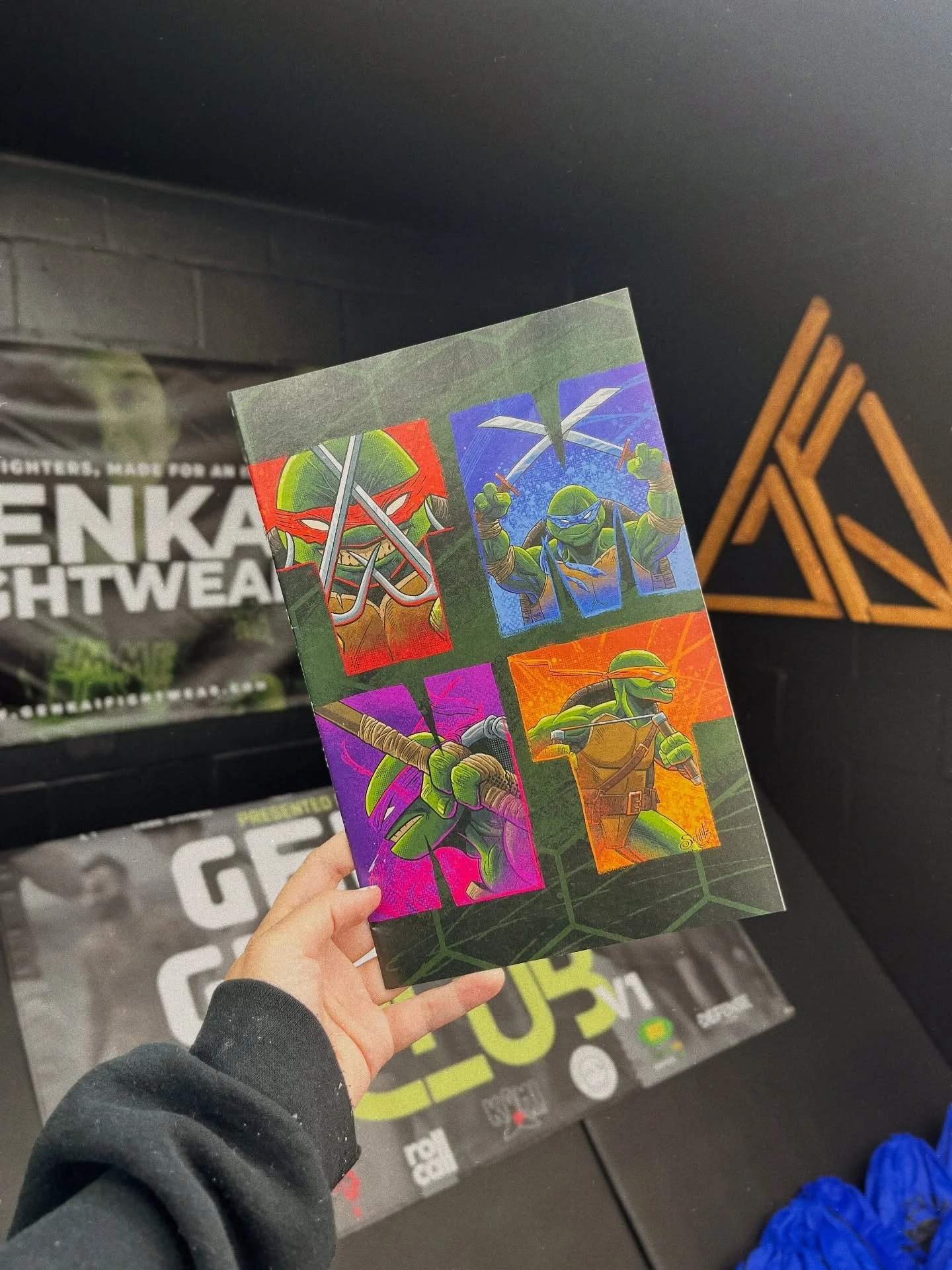 EMERALD CITY COMICS // Thank you so much to @emeraldcitycomics for providing these awesome Teenage Mutant Ninja Turtles comic books for our athlete swag bags!! 

We appreciate your support and can&rsquo;t wait to share these with everyone. 

Please b