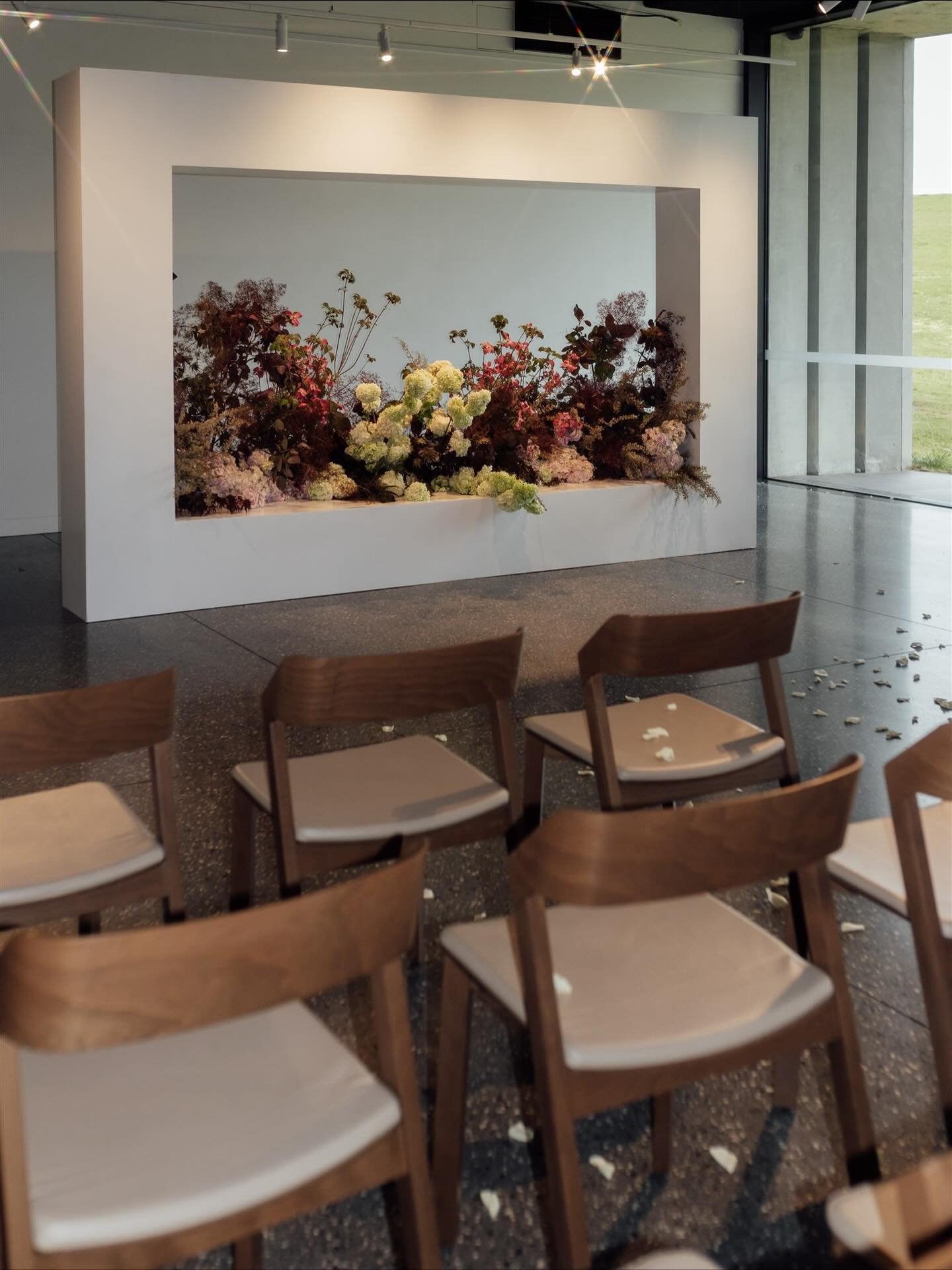 A blank canvas brought to life &mdash; 

symmetry at heart, colour in bloom. 

A perfect reflection of Kyle &amp; Victoria &mdash; together. 

together with the best bunch
styling photography @smokey_oscar 
event design &amp; styling @philoxi.styling