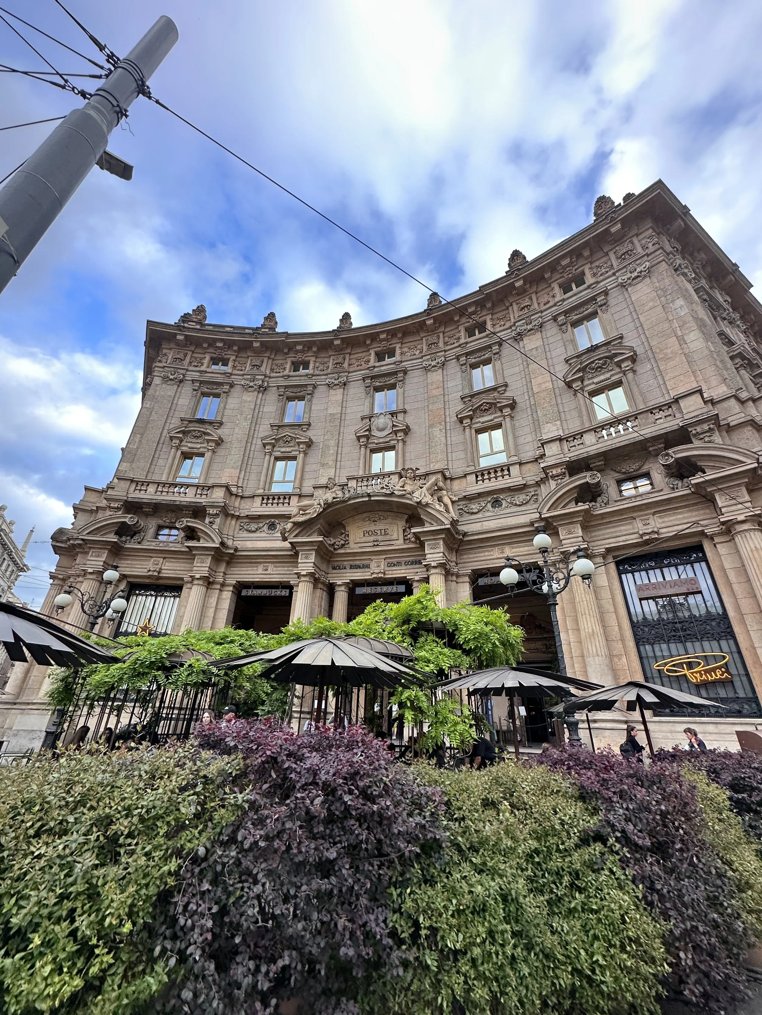 Starbucks Reserve Roastery, Milan