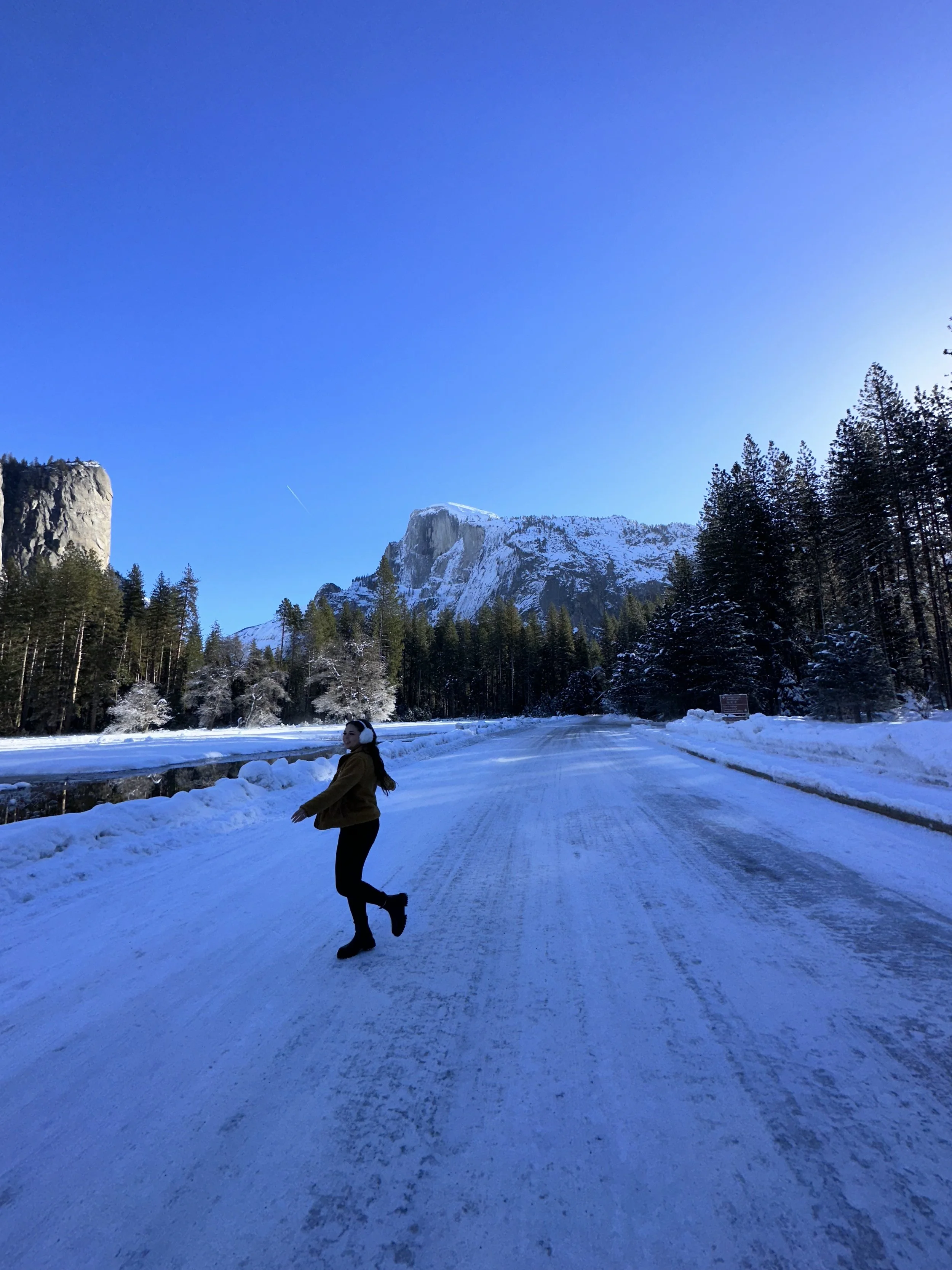 Shauny Half Dome Yosemite Snow