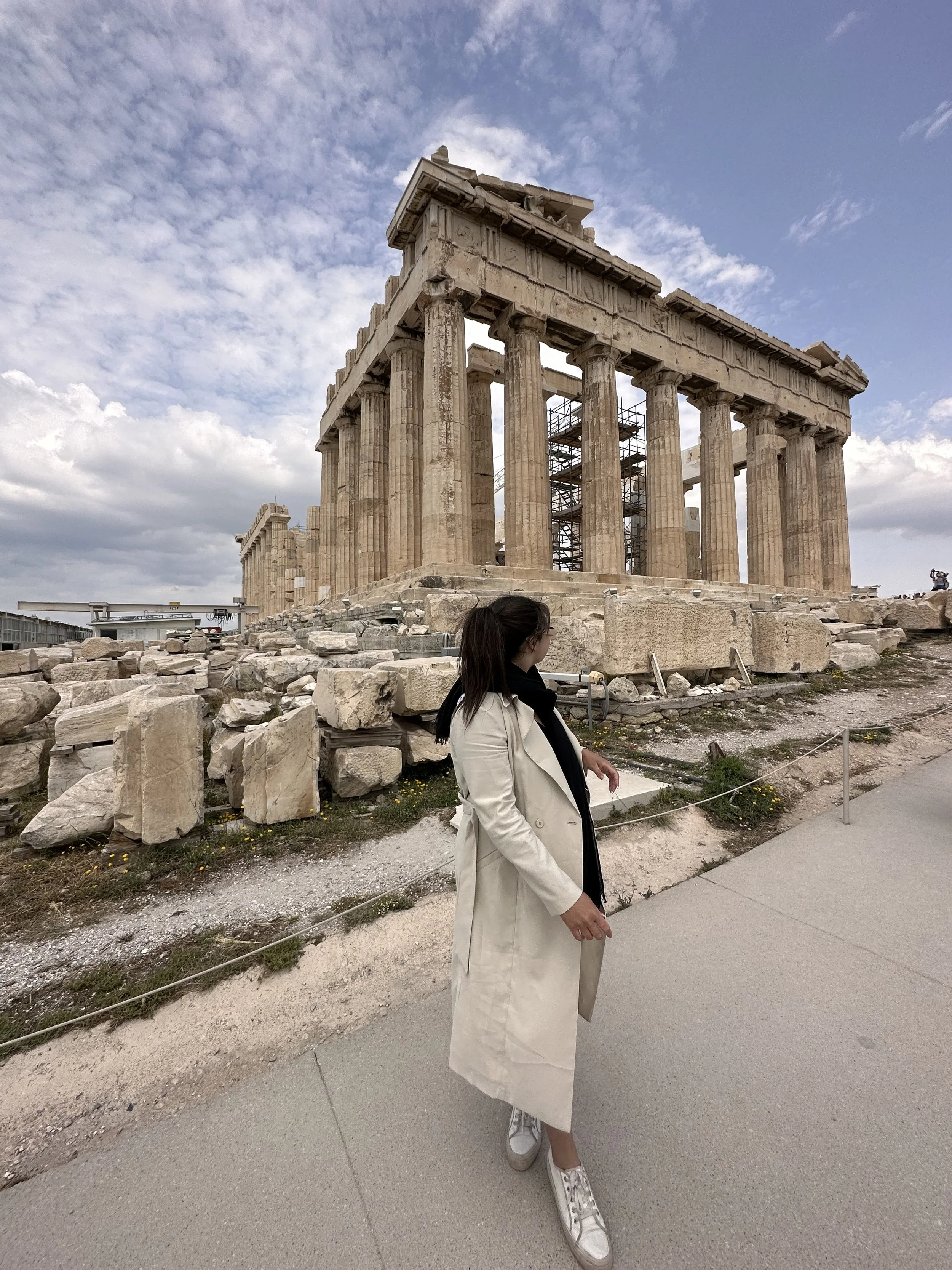 Shauny standing in front of the Parthenon in Acropolis