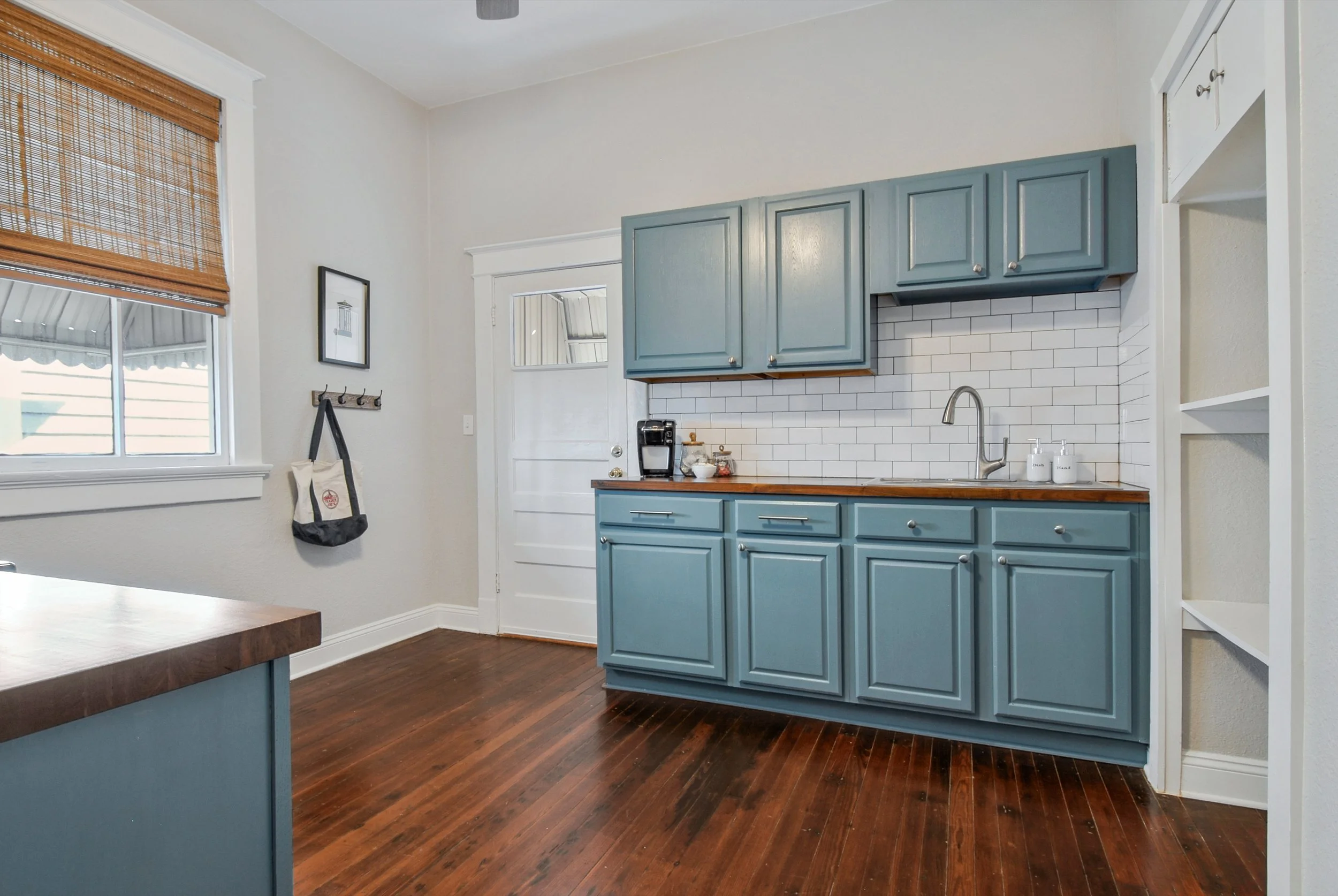 Kitchen 1.jpg