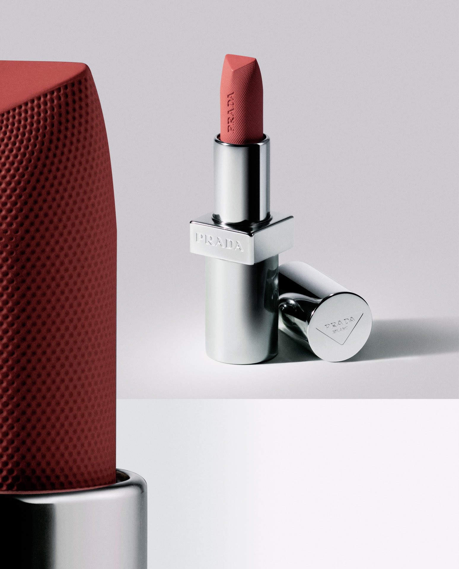 202412_PRADA_04_PRADA_WD_2025_PACKSHOT_B101_280_V01H_SIMPLIFIED.jpg