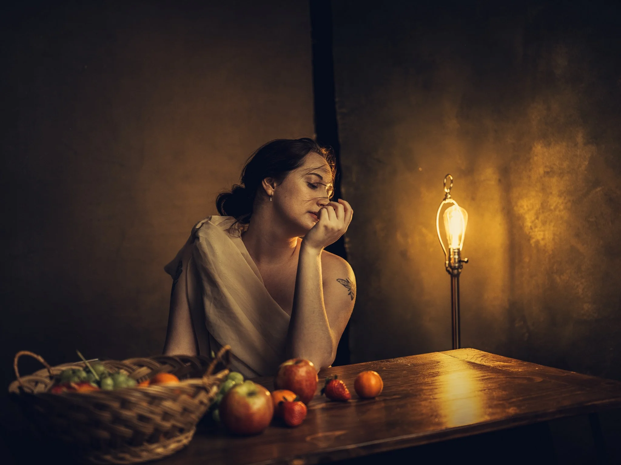 Artistic boudoir photography in Oregon studio by Shimizu Photography