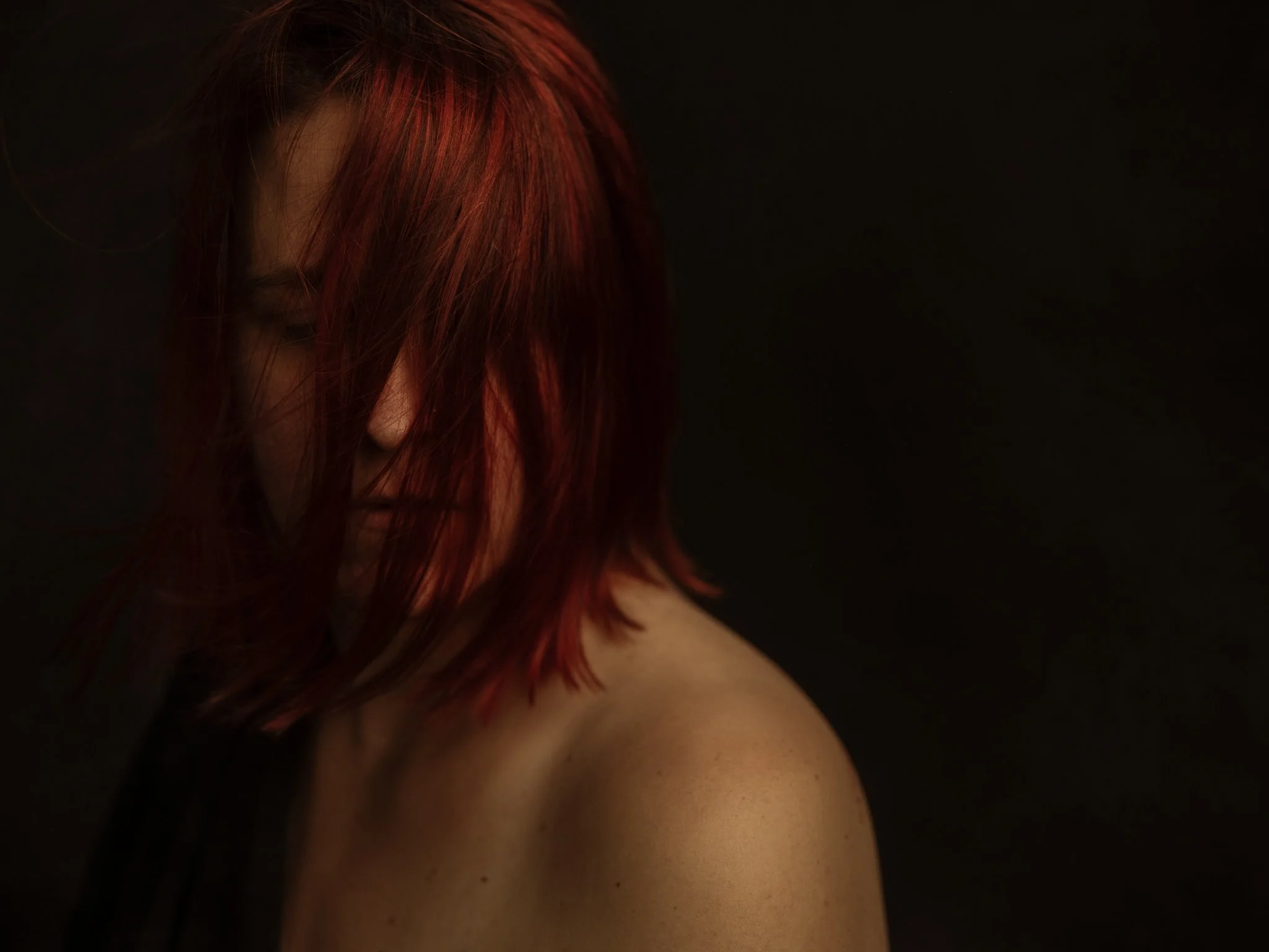 Artistic boudoir photography in Oregon studio by Shimizu Photography