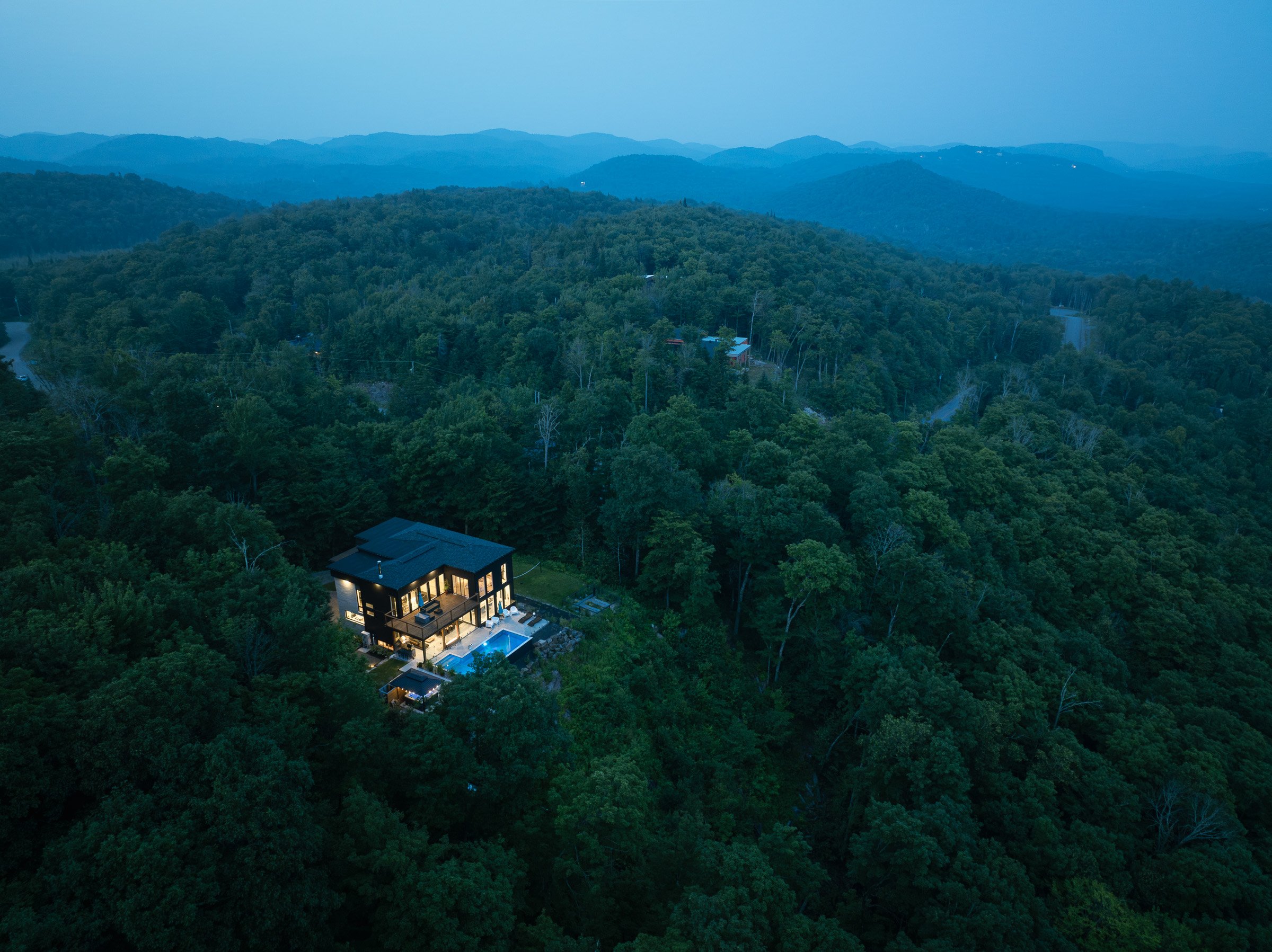 2DJI_0560-HDR_Web.jpg