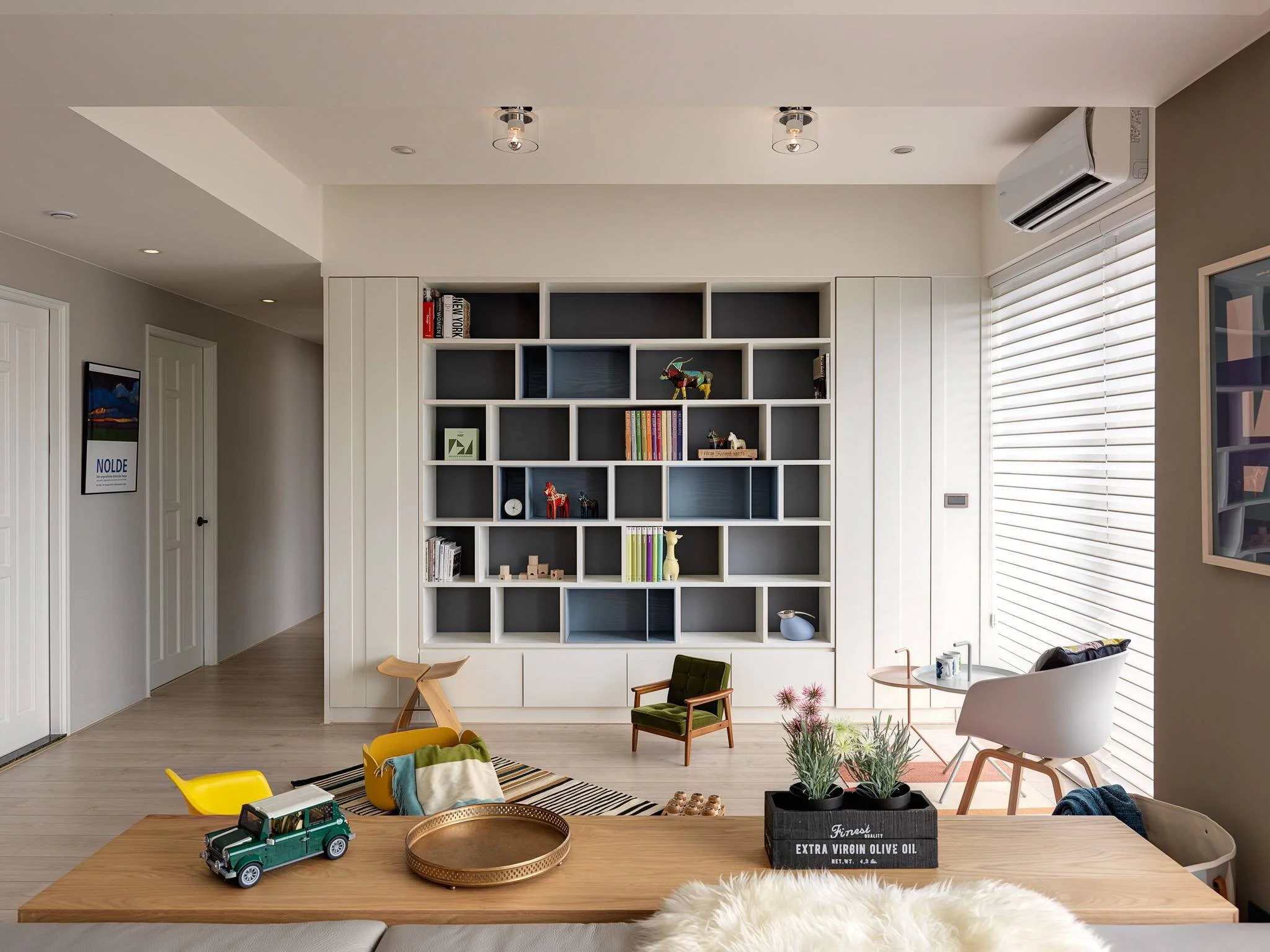 designer-kids-play-area-with-library.jpg