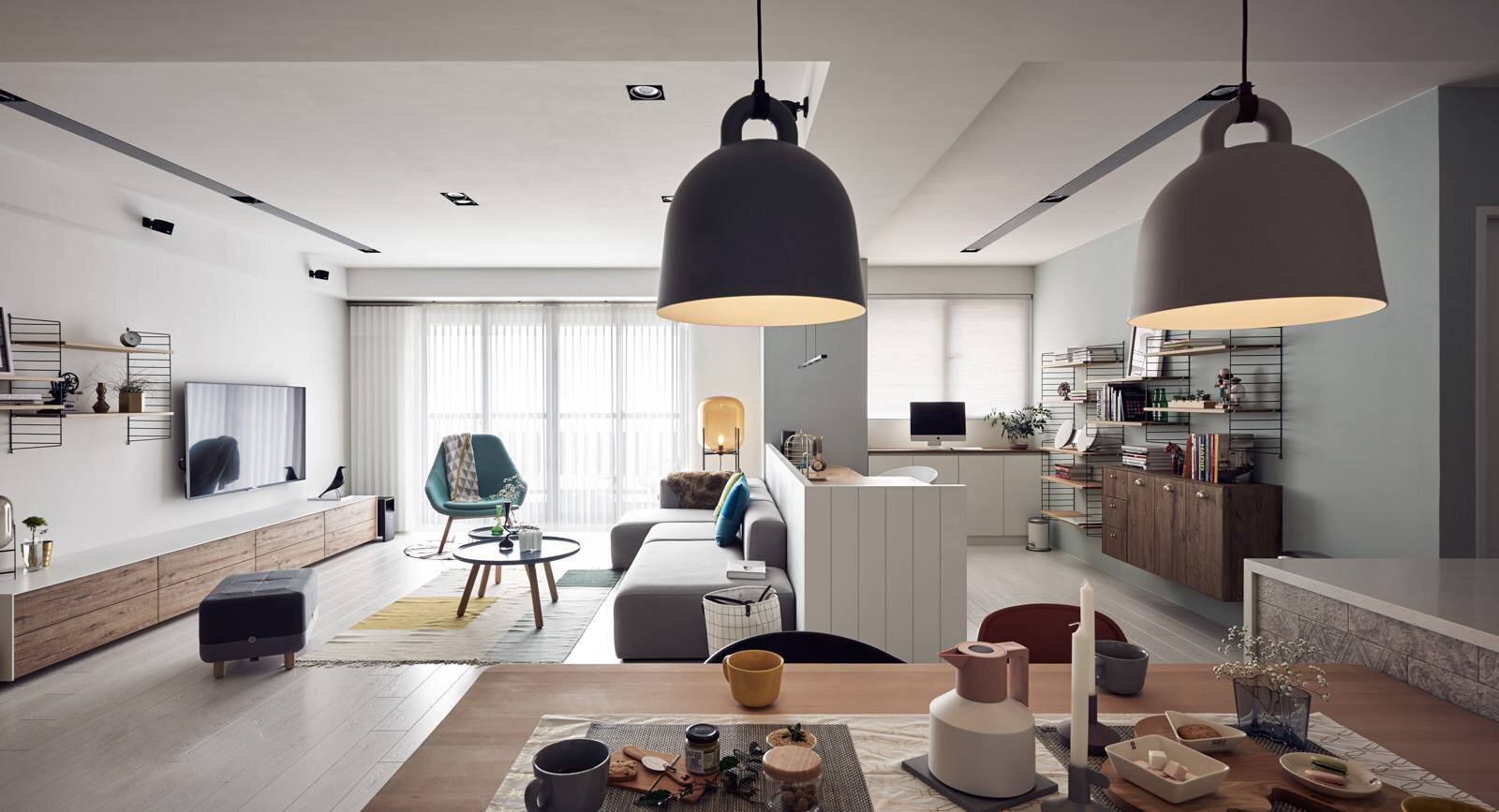 smooth-nordic-dining-room-pendant-lights-in-open-layout.jpg