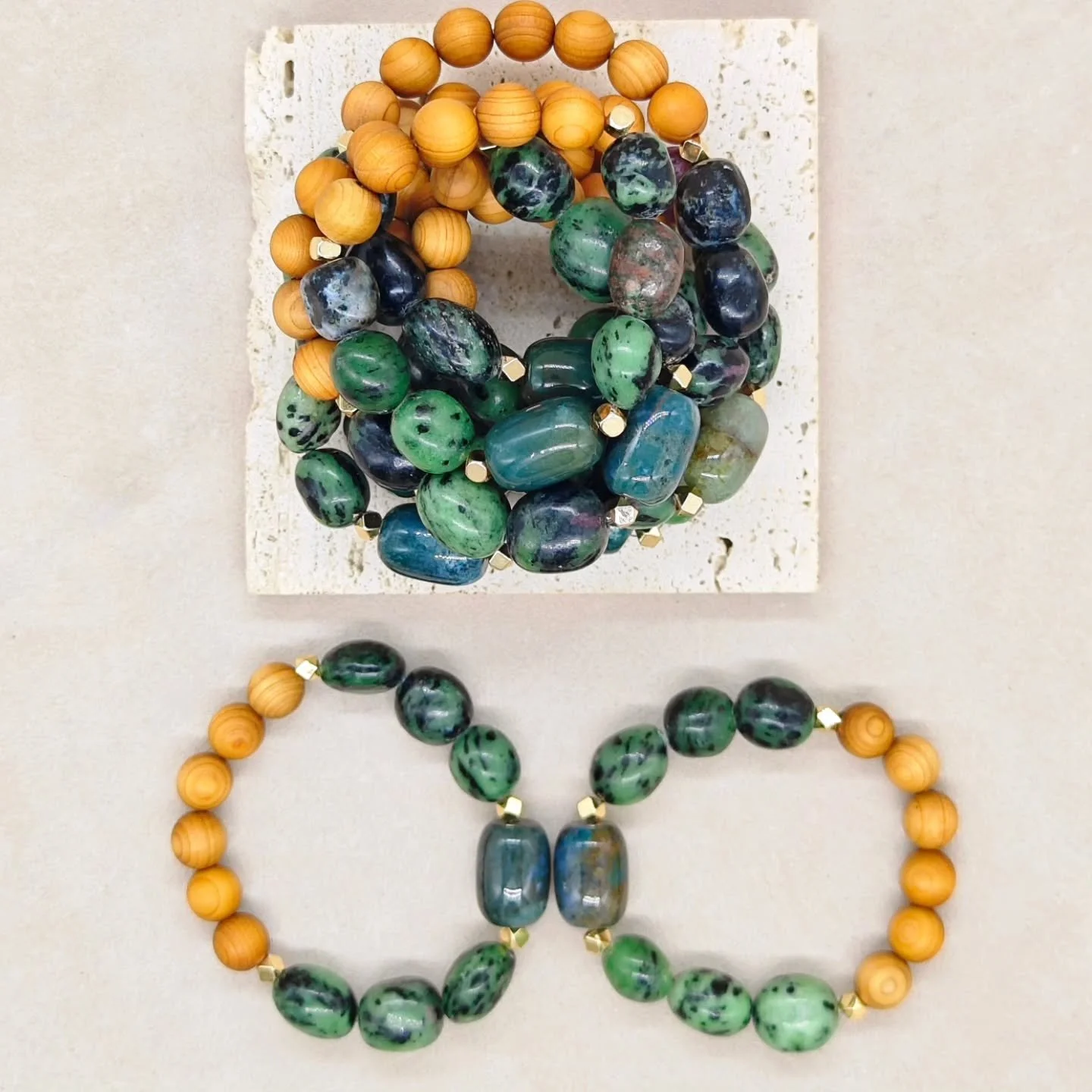 New* 
Bringing together the grounding vibes of Agate and the vibrant energy of Ruby Zoisite (Anyolite). This mix is pure magic for your wrist. 
.
.
.
#CrystalFashion #StoneStacking #RubyZoisite  #InstaCrystals #BohoStyle