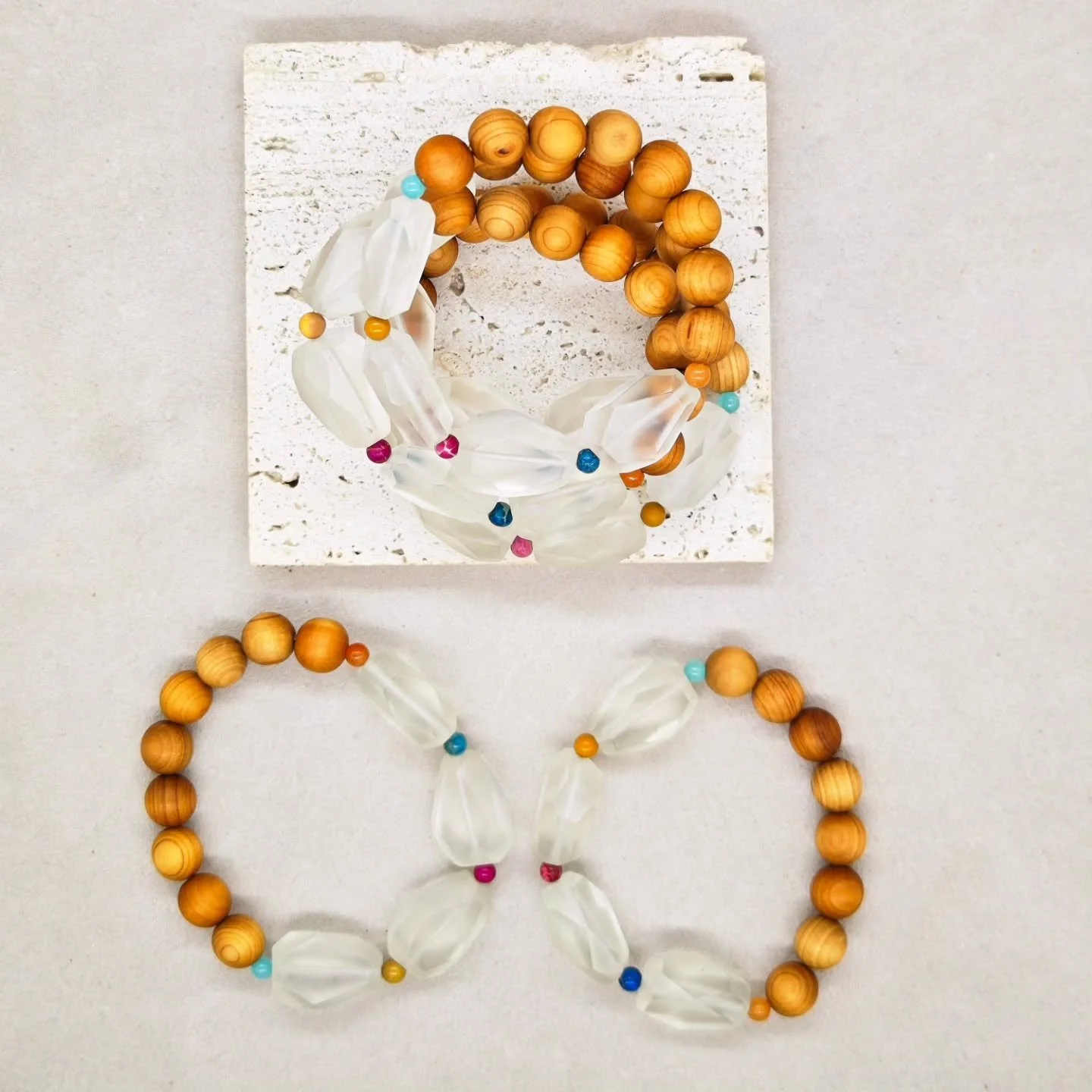 New* 
 A mix of glass and jasper. 
.
.
.
#bohostyle #BraceletVibes