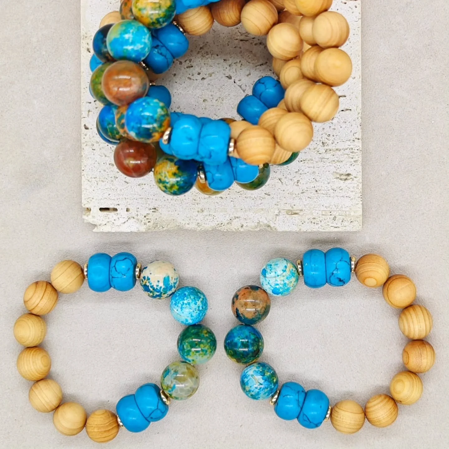 New*
Turquoise soul, orange fire.
.
.
.
#JasperJewelry #BohoBeads #TurquoiseAndOrange #DesertSunsets #BohemianStyle