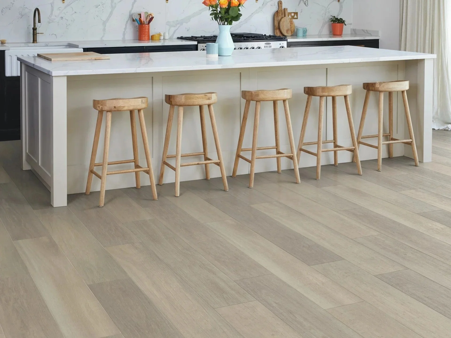glacier-oak--rl21-kitchen--ls_cm.jpg