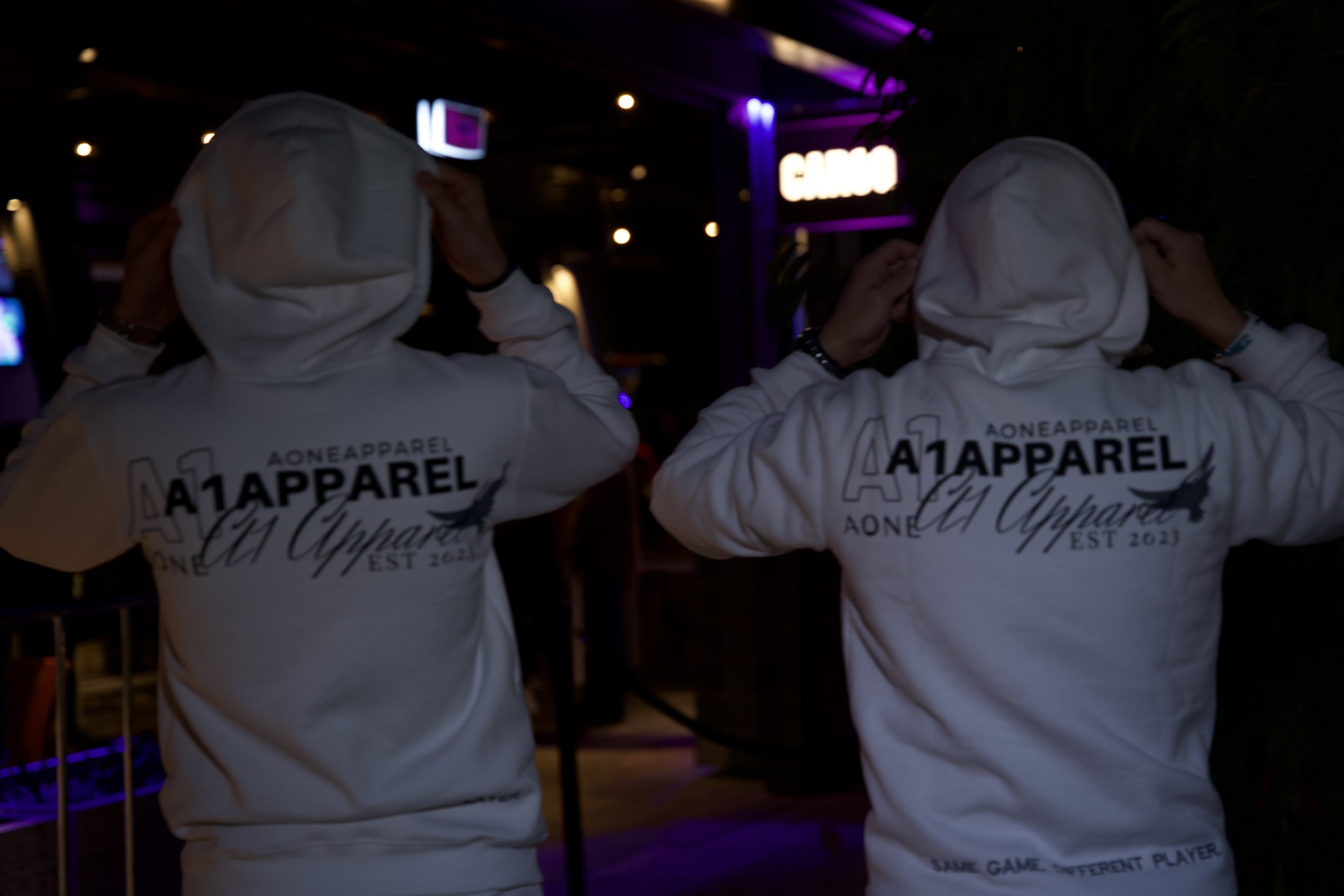 Logo Hoodie white