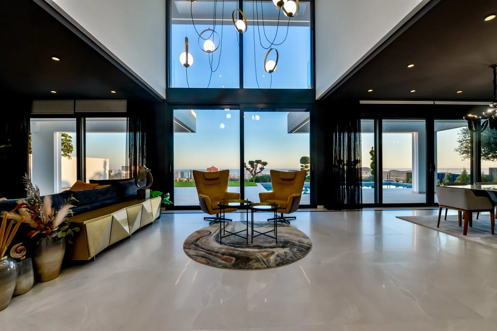 The Estates - Villa Alamanda Night - Finestrat3.jpg