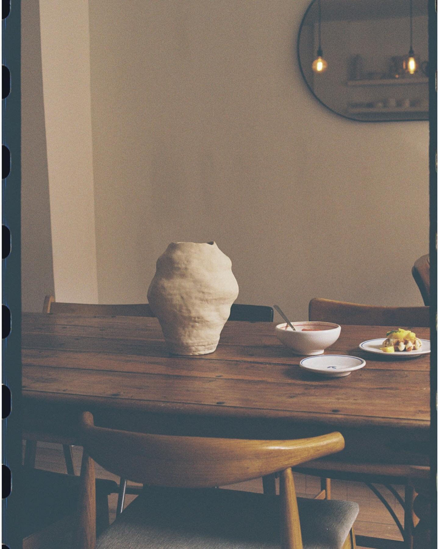 Hive vase is available now on our website.

📍@rawstudio.bcn
