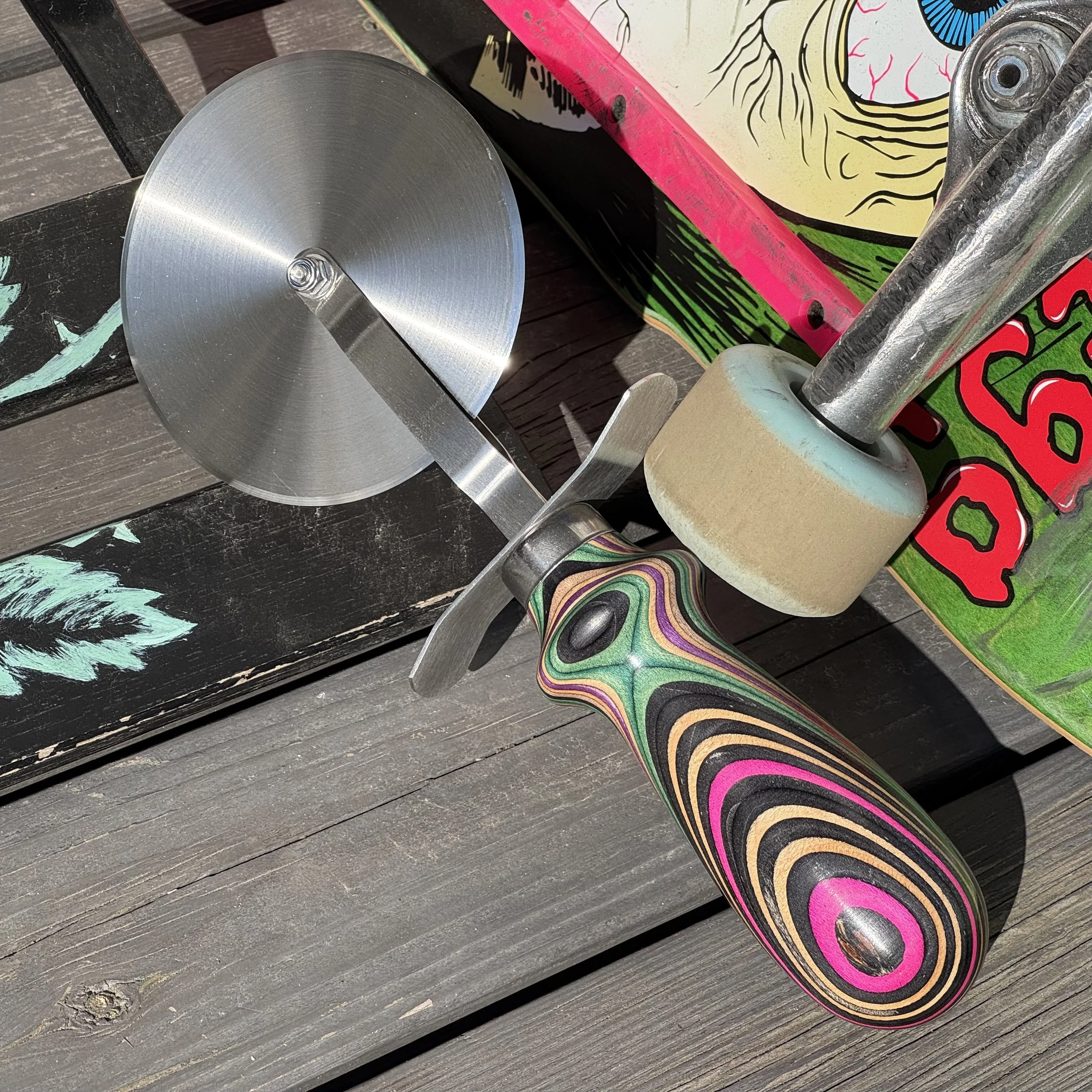 Pizza cutter