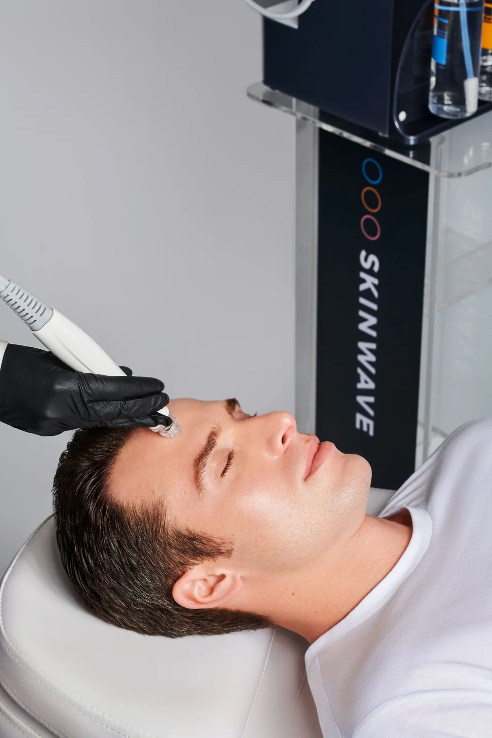 SKINWAVE — Aura Skin & Laser