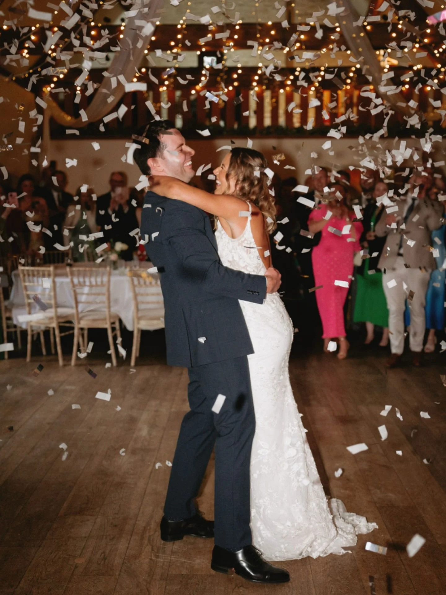 There&rsquo;s something about that first dance &mdash; a few quiet seconds that suddenly turn into a full celebration 🎉 

The lights, the laughter, the confetti&hellip; all the best bits of the day wrapped into one perfect moment ✨💕 

📸 @heatherba